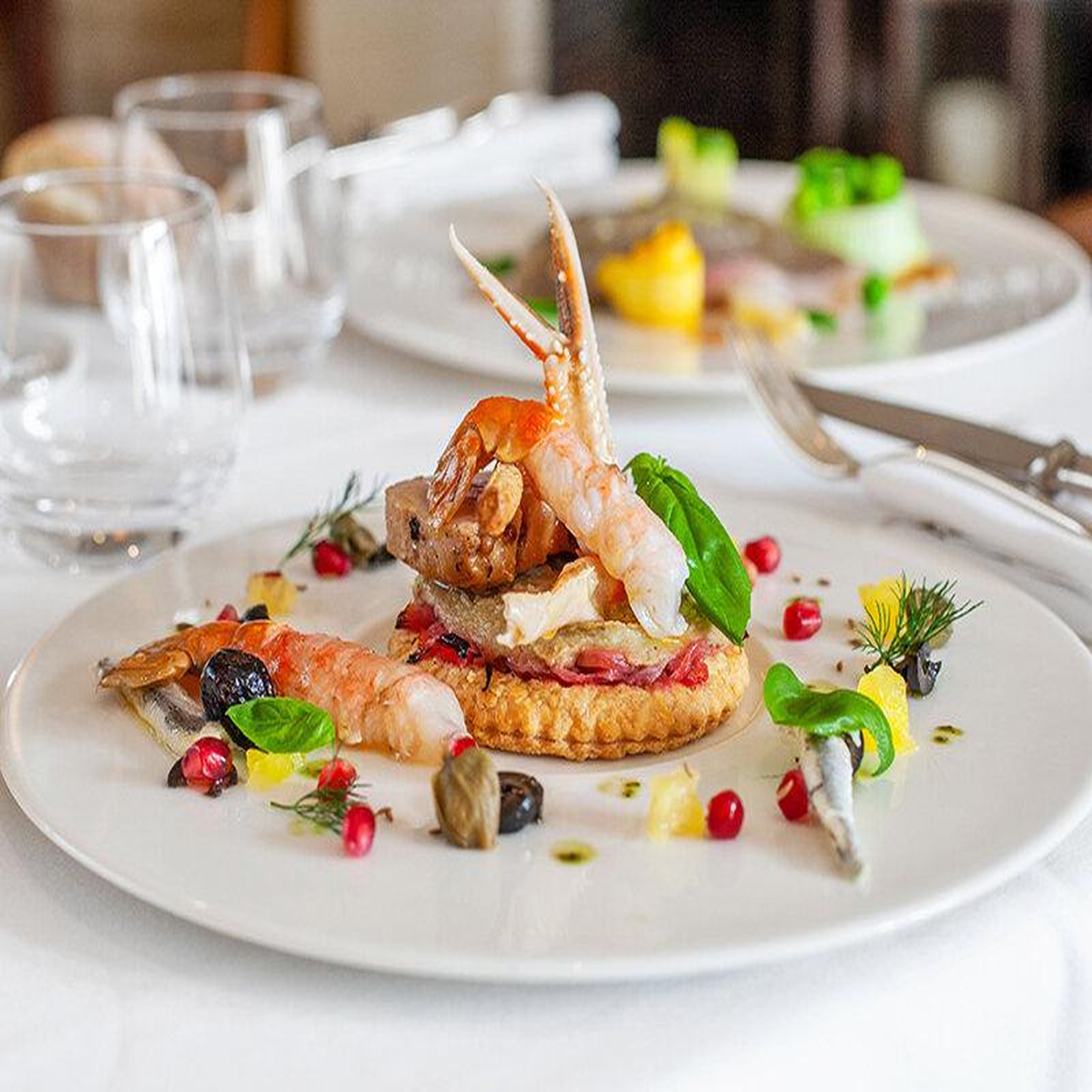 Voir la diapositive 2 : Smartbox Plaisir gourmand en duo : repas 3 plats avec apéritif et mise en bouche à caen - coffret cadeau gastronomie