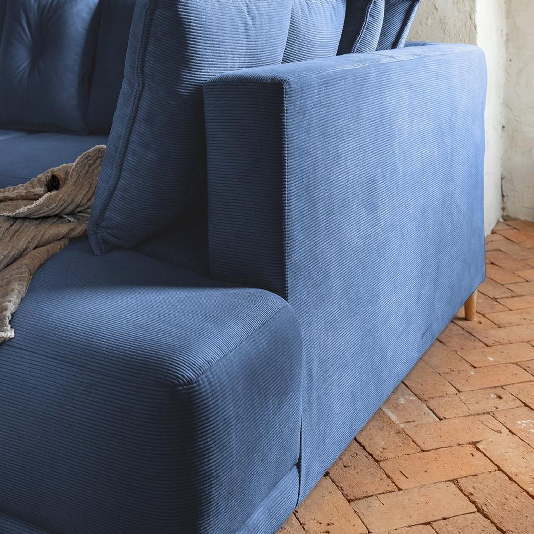 Voir la diapositive 6 : BEST MOBILIER Lena - canapé d'angle droit 5 places - convertible avec coffre - en velours côtelé