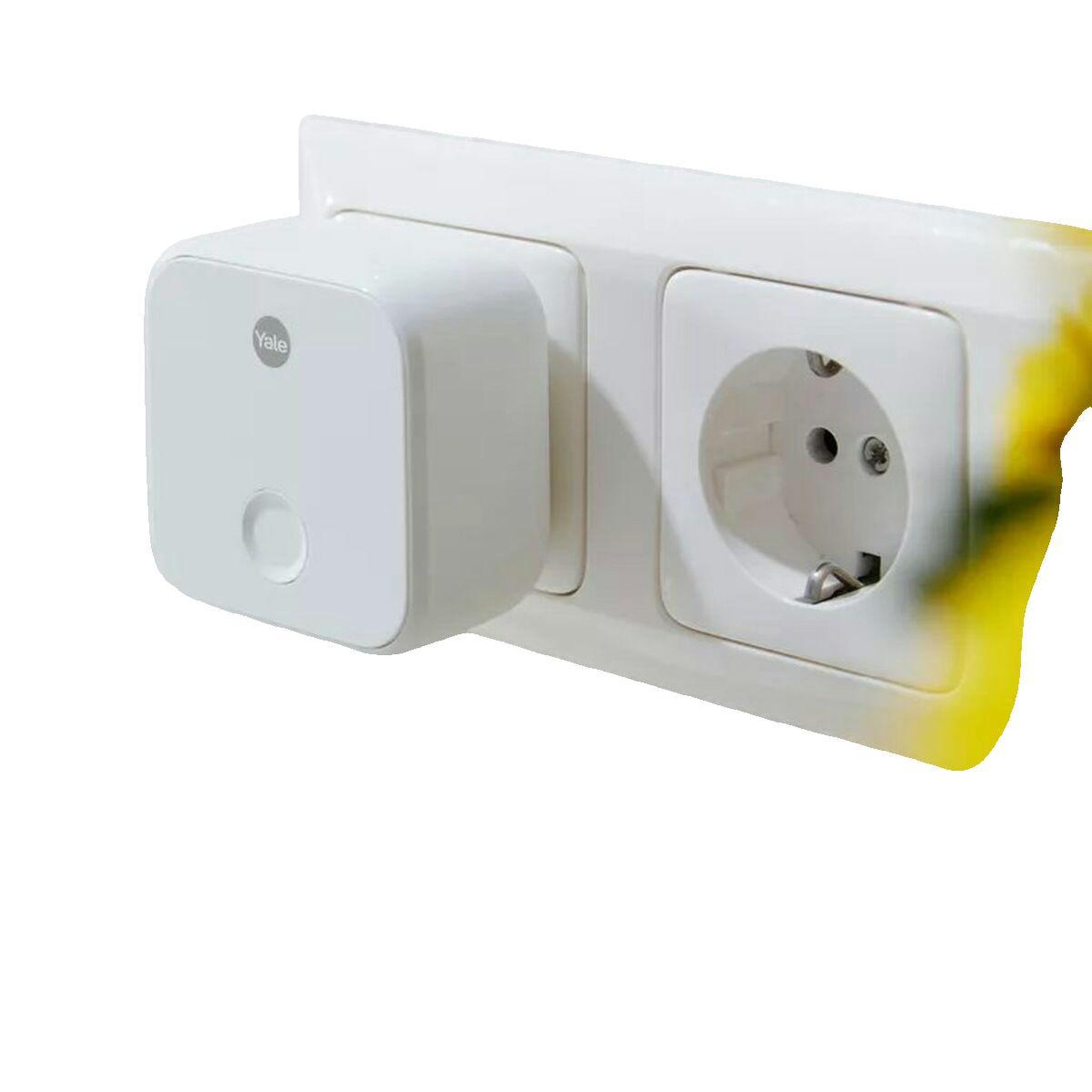 Voir la diapositive 3 : YALE Prise Intelligente Yale 05402100WH Blanc