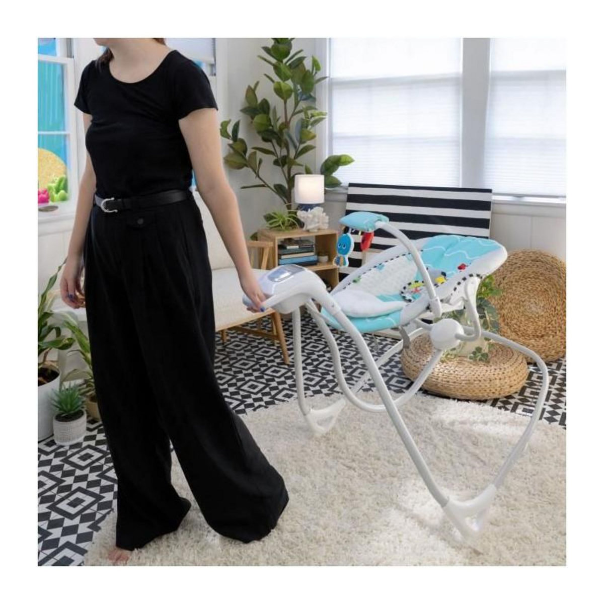 BABY EINSTEIN BABY EINSTEIN Balancelle Ocean Explorers, légere et compacte, siege pivotant a 180°, jouets inclus, modele Curious Comfort