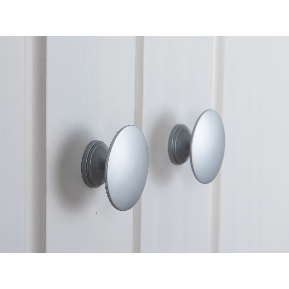 Armoire 2 portes en pin massif  2 tiroirs L93cm MARIEKE