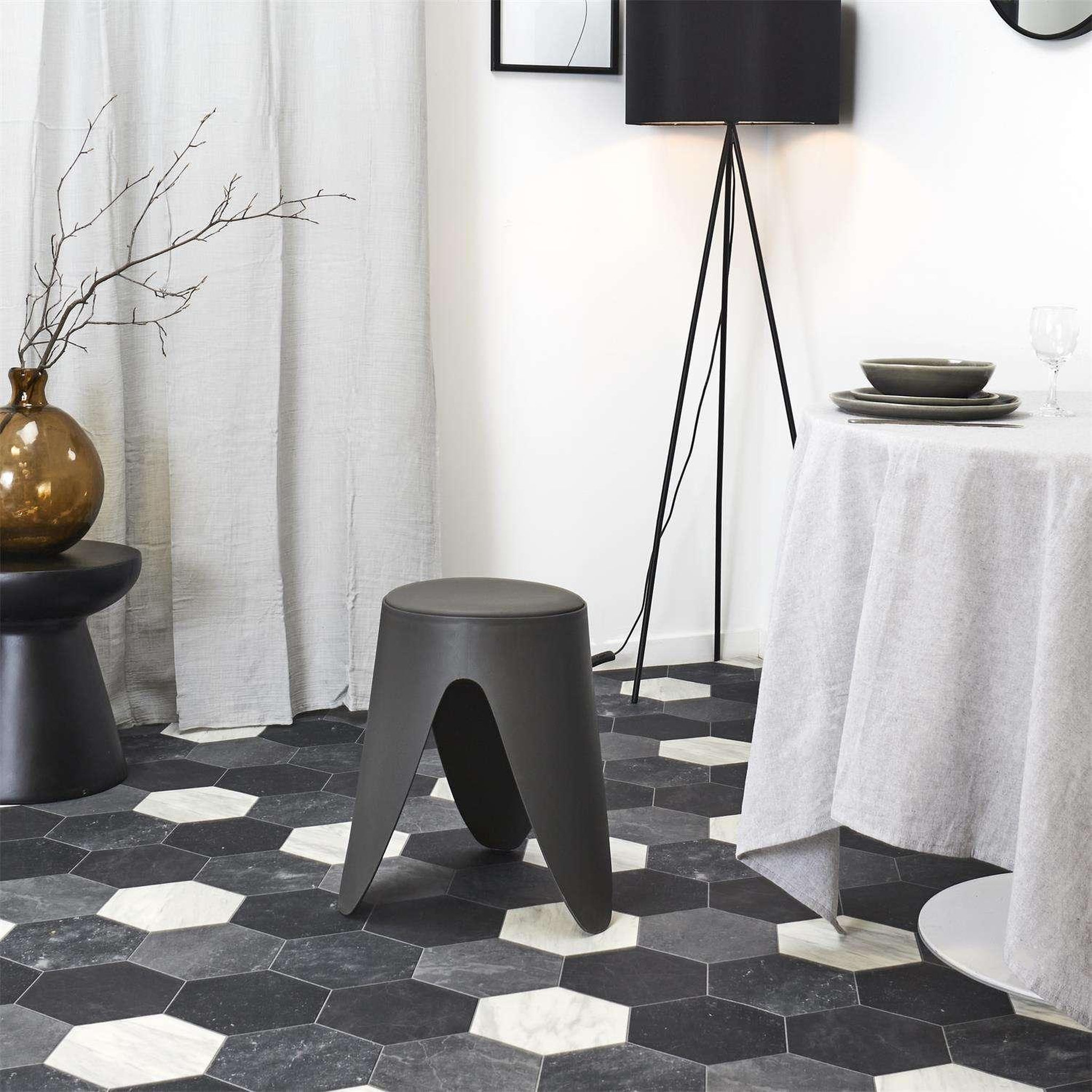 Voir la diapositive 2 : The Home Deco Factory Tabouret d'appoint empilable emma - gris