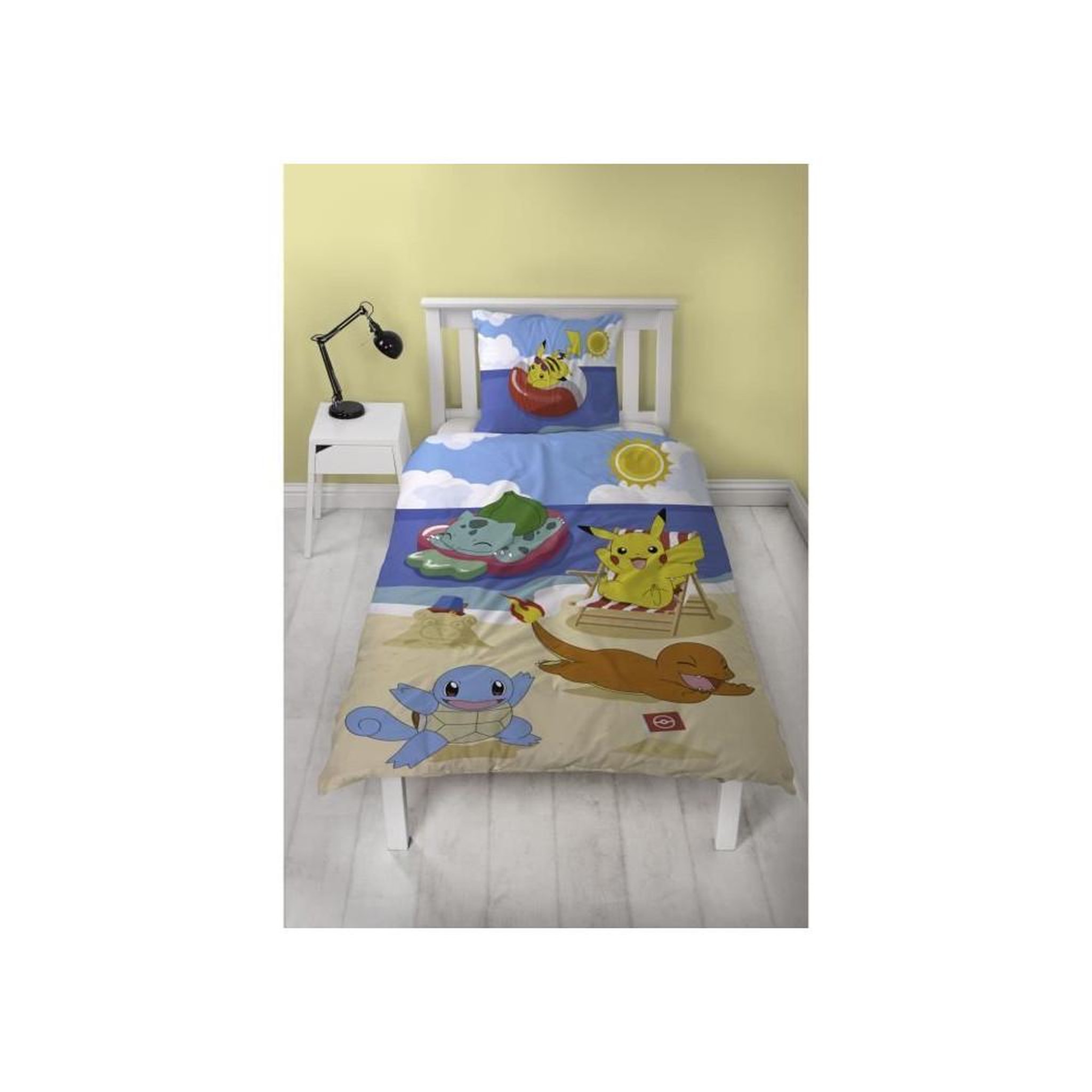 Voir la diapositive 5 : Pokemon Parure de lit - POKEMON - Pikachu a la plage - Microfibre - 1 housse de couette 140 x 200 cm + 1 taie 63 x 63 cm