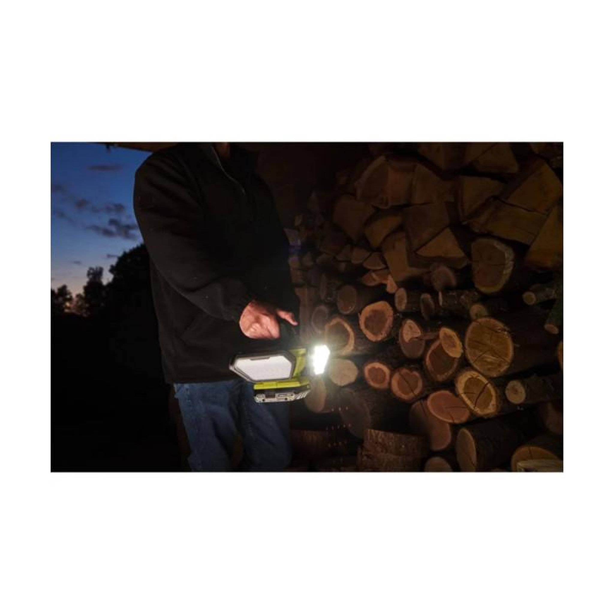 Voir la diapositive 5 : Ryobi Lampe LED 360° 18V RYOBI - Sans batterie ni chargeur - R18L360-0