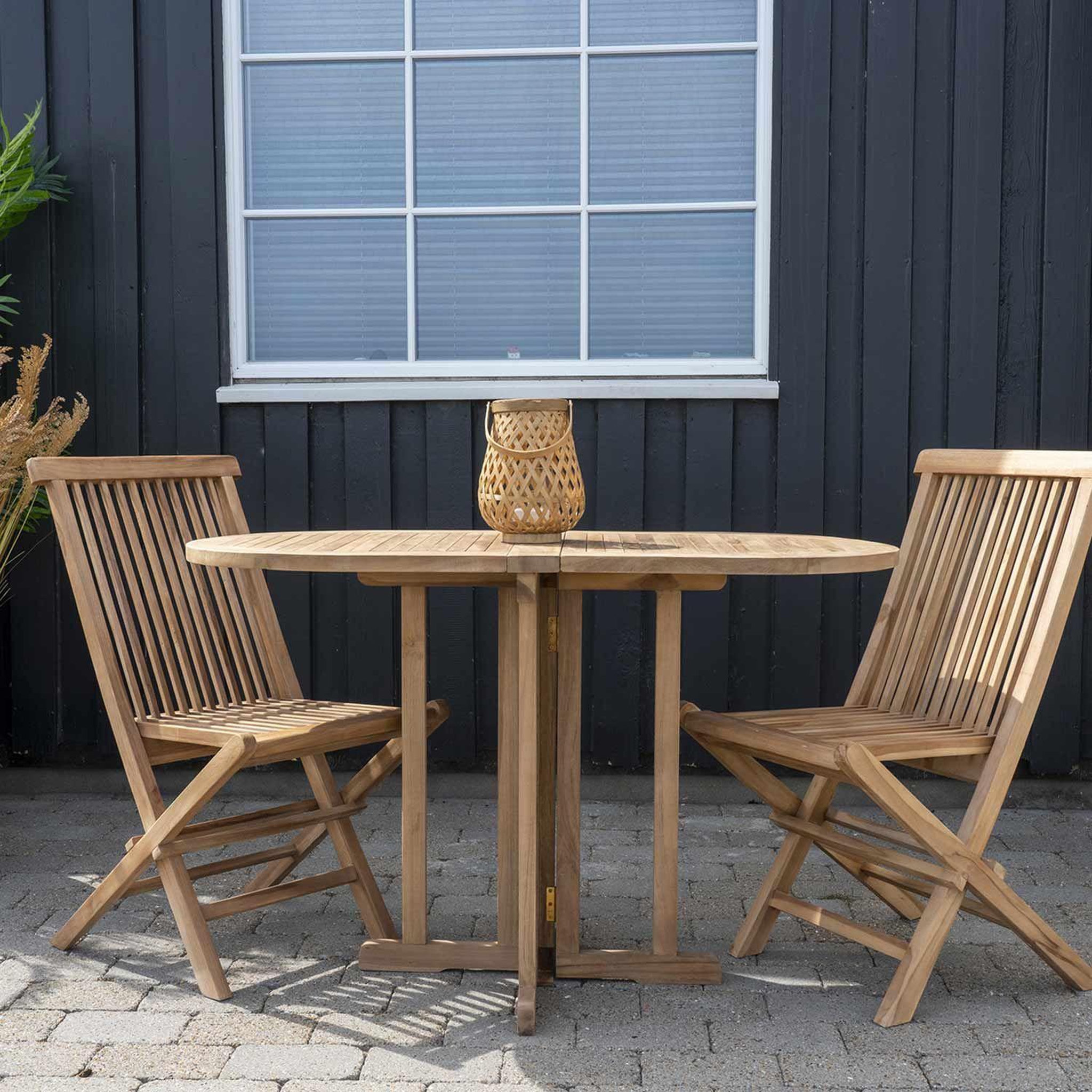 Voir la diapositive 2 : HOUSE NORDIC 4 chaises de jardin en teck toledo
