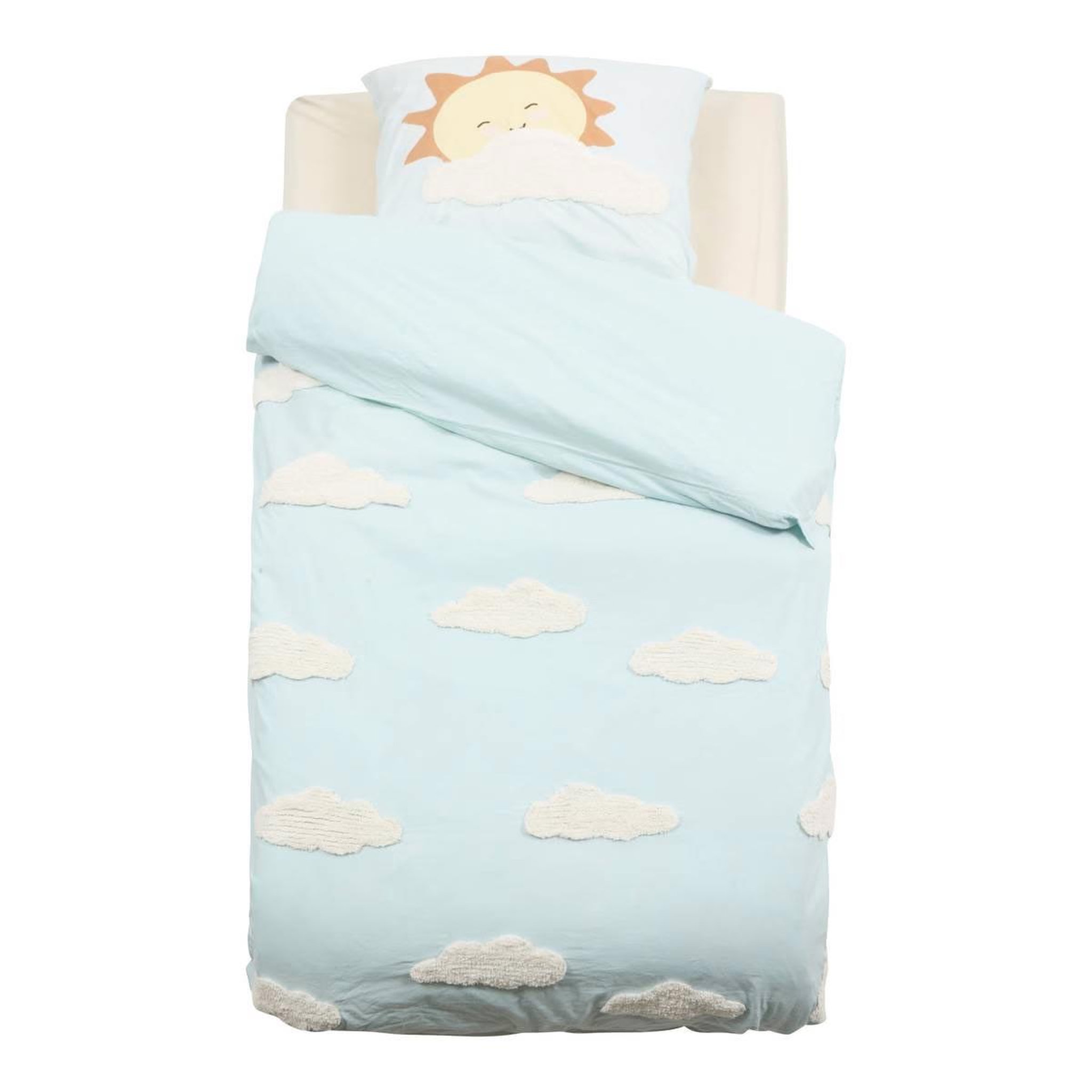 Atmosphera Kids Parure de lit tufté  nuages  140x200cm bleu clair