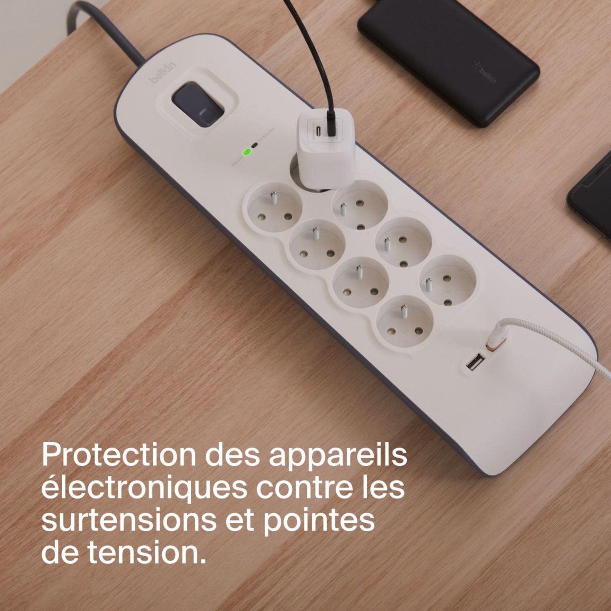 Voir la diapositive 5 : Belkin Multiprise usb 8 prises parafoudres + 2 usb