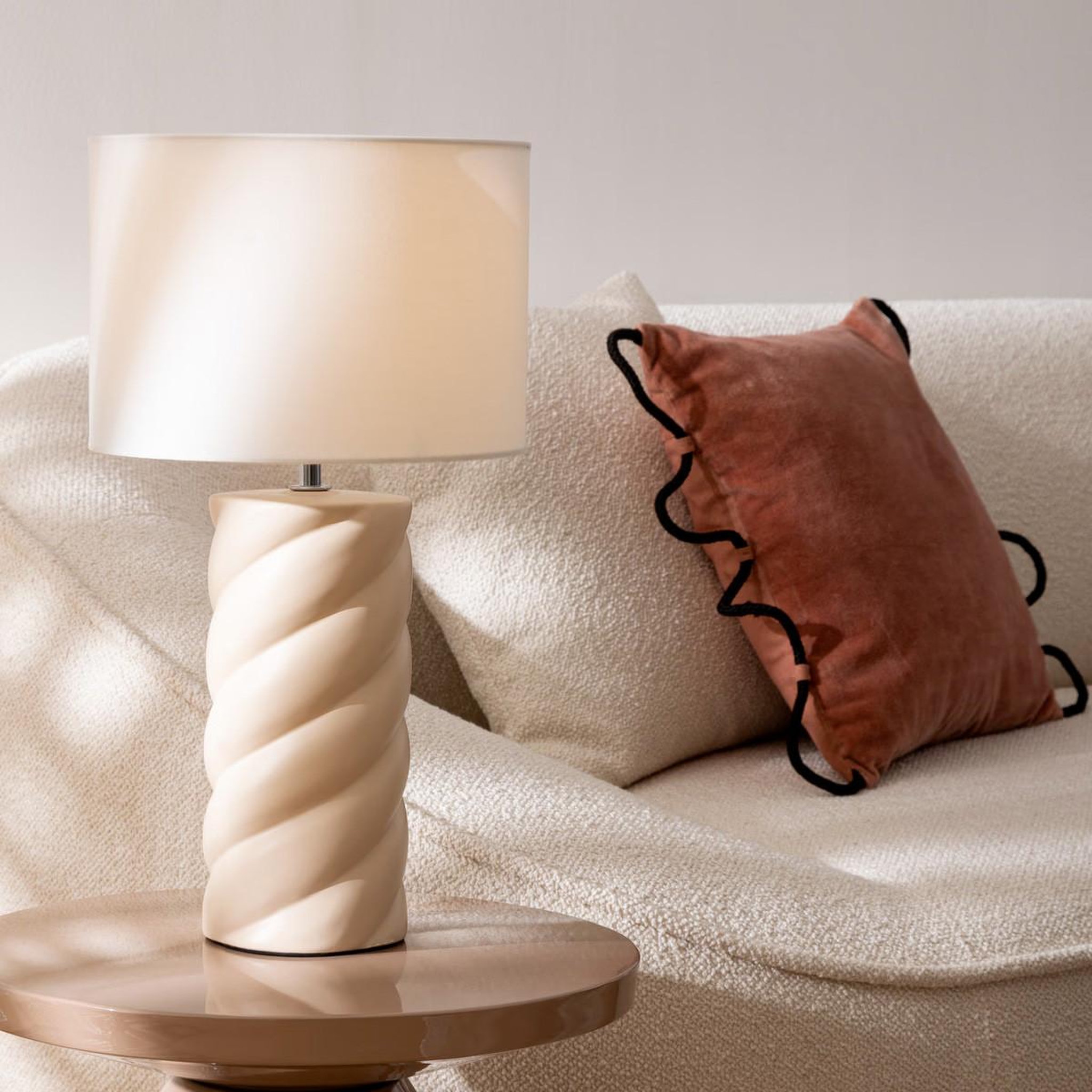 Voir la diapositive 4 : ATMOSPHERA Lampe à poser en céramique  noly  44cm beige