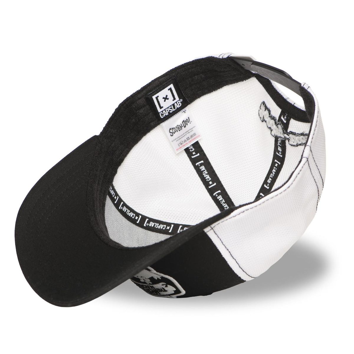 CAPSLAB Casquette trucker prenium semi curved Logo Bakugo