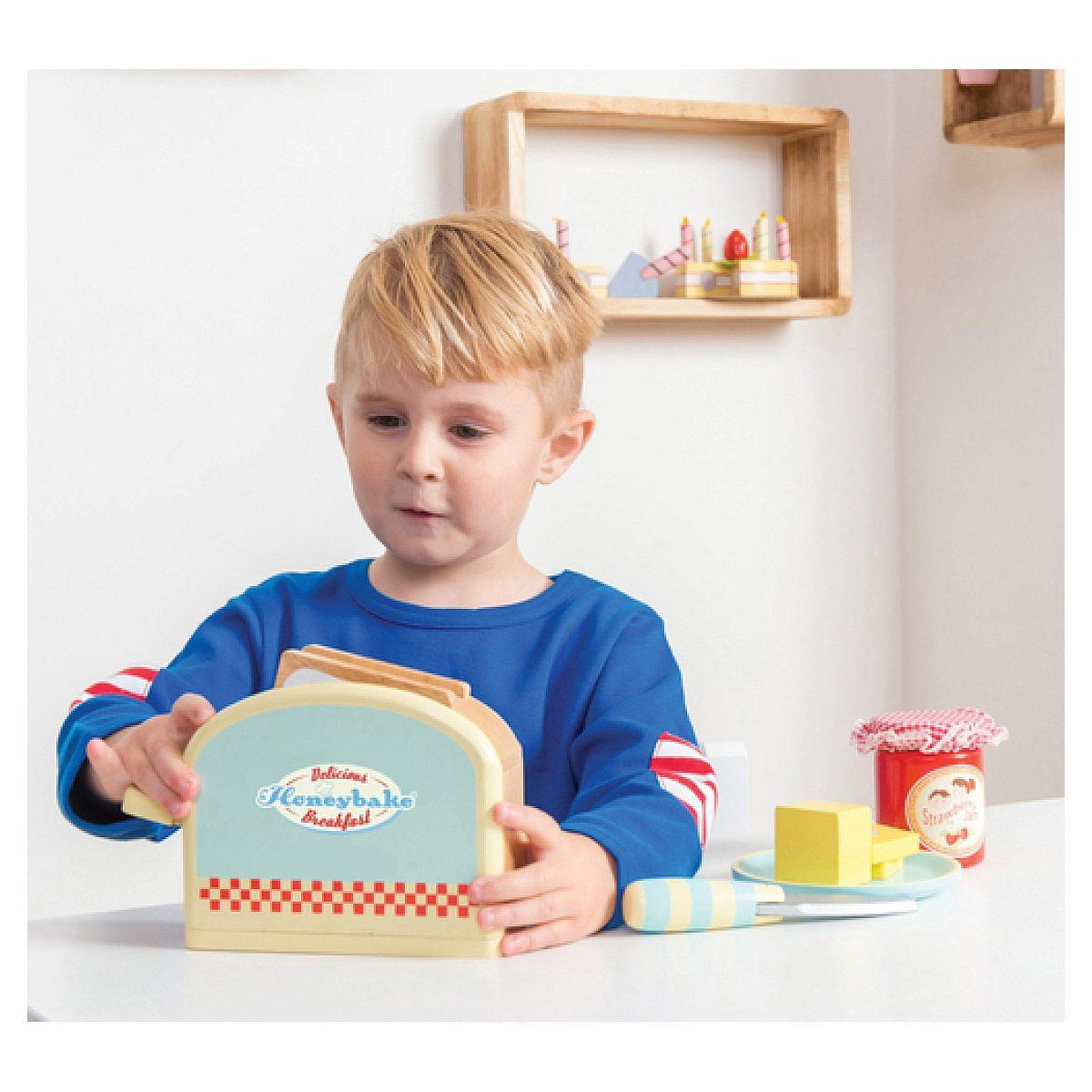 Voir la diapositive 4 : Le Toy Van Grille pain du petit dejeuner
