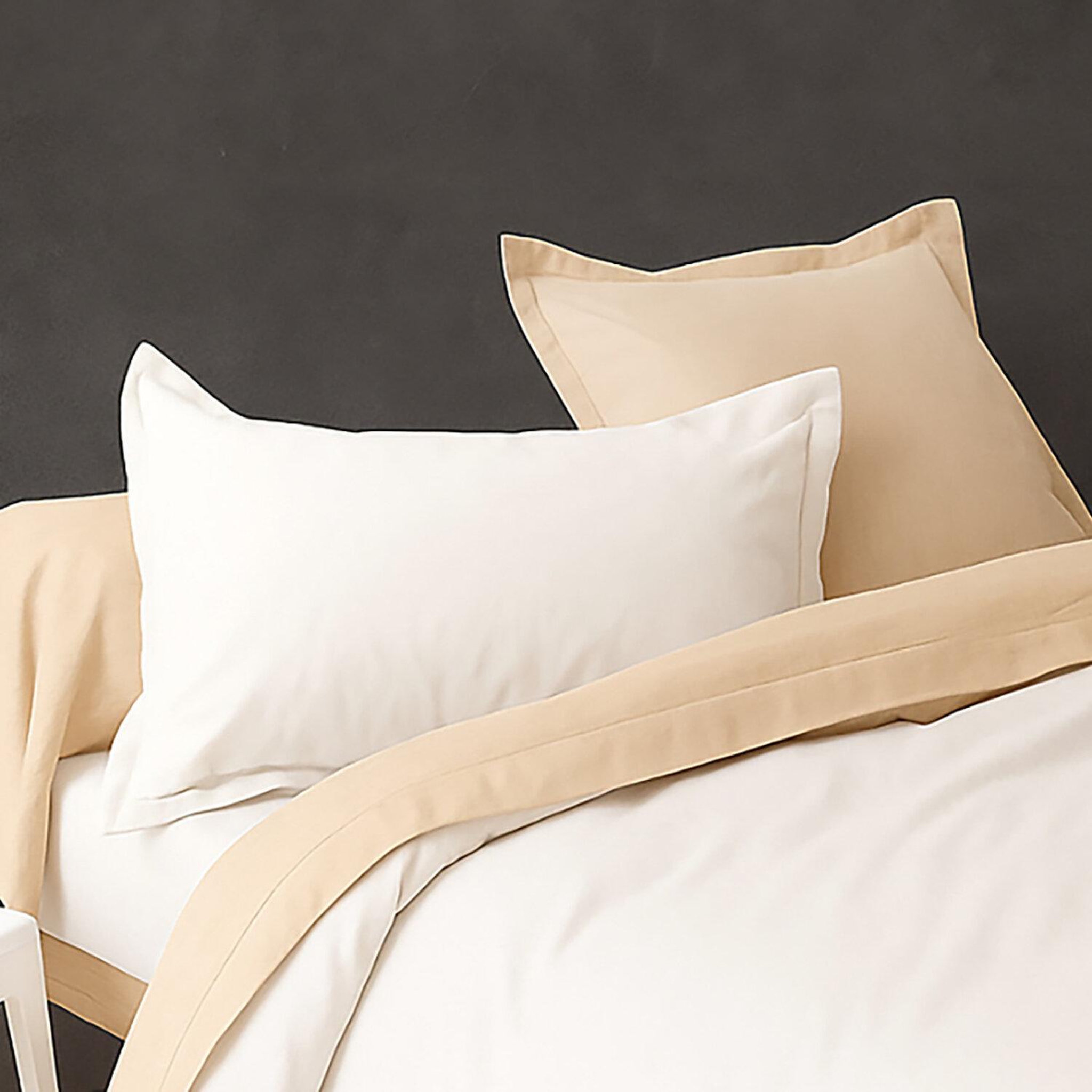 Voir la diapositive 2 : Home collection Taie oreiller 50x70 cm avec volant blanc