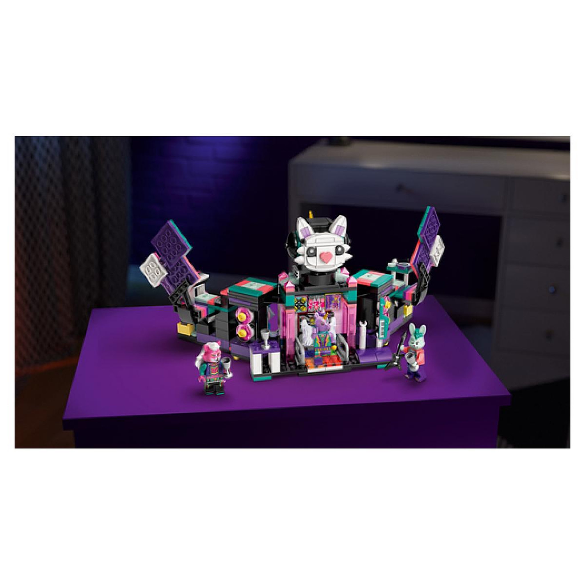 Voir la diapositive 5 : LEGO 43113 K-Pawp Concert VIDIYO