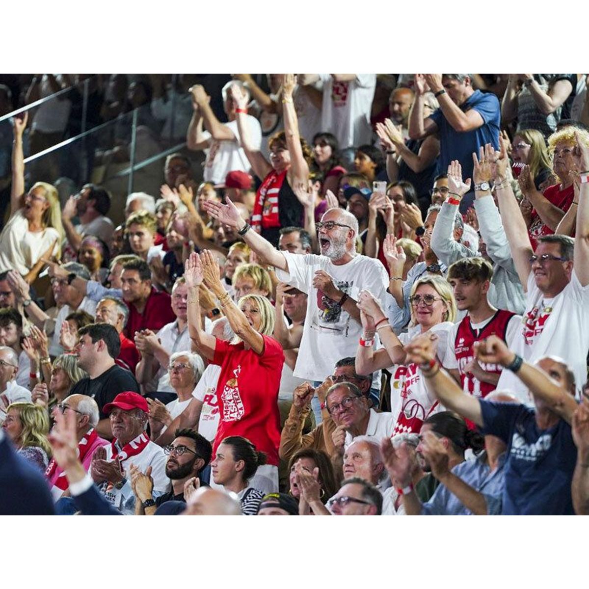 Smartbox Accès VIP en lounge pour un match de l'AS Monaco Basketball avec cocktail dînatoire - Coffret Cadeau Sport & Aventure