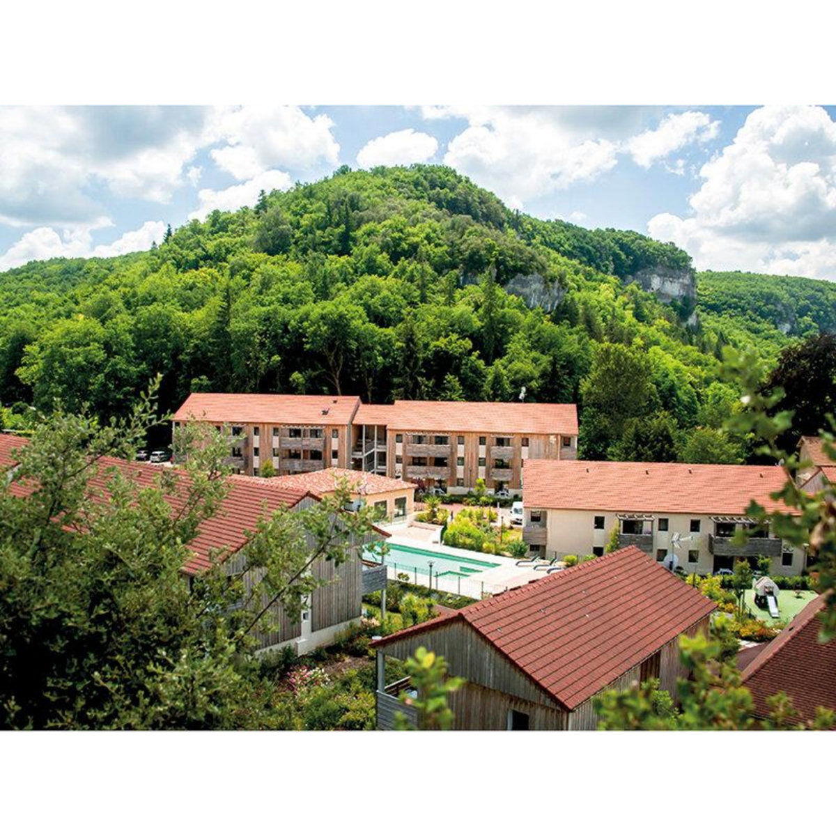 Smartbox 2 jours à la mer ou à la montagne avec Vacancéole - Coffret Cadeau Séjour