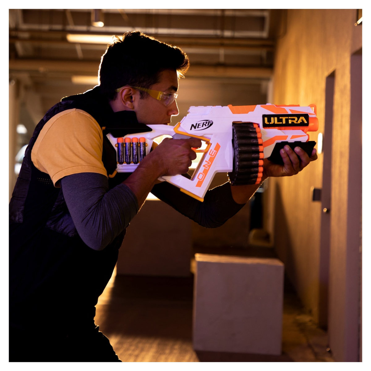 HASBRO Blaster Nerf Ultra One et 25 Fléchettes Nerf Ultra Officielles