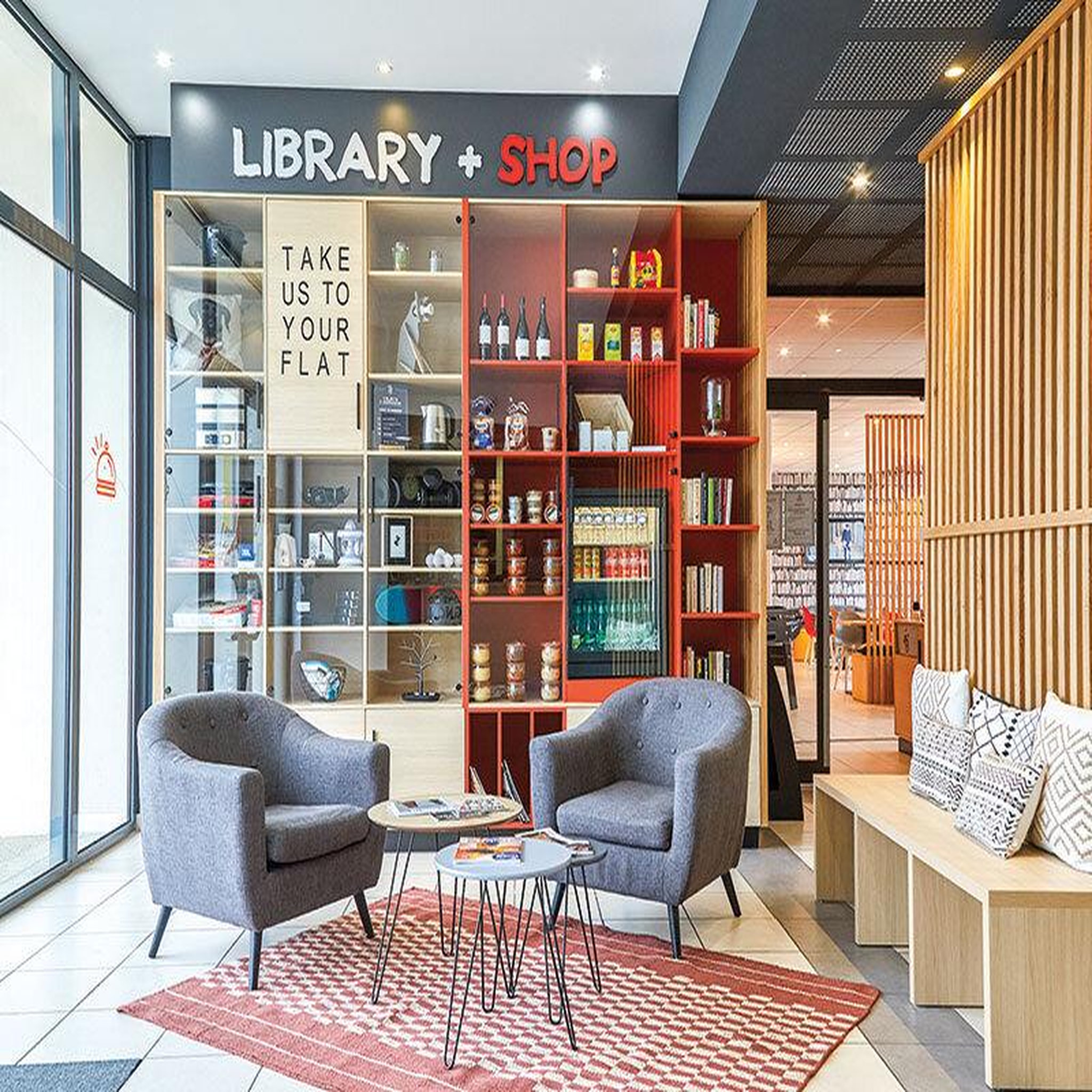 Voir la diapositive 4 : Smartbox Séjour de 2 jours en hôtel avec accès aux personnes à mobilité réduite - coffret cadeau séjour