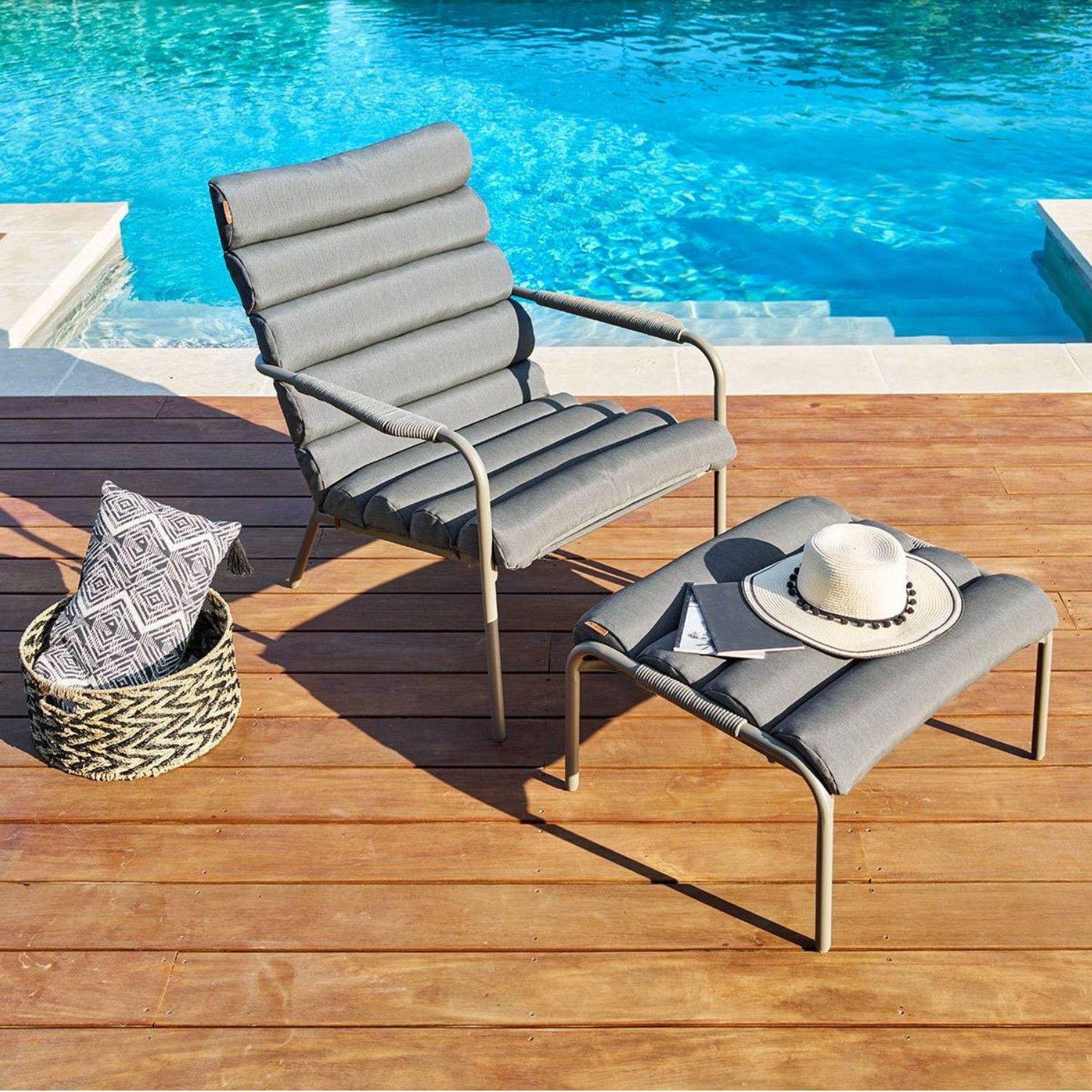 Voir la diapositive 2 : HESPERIDE Fauteuil relax de jardin avec repose pieds solani