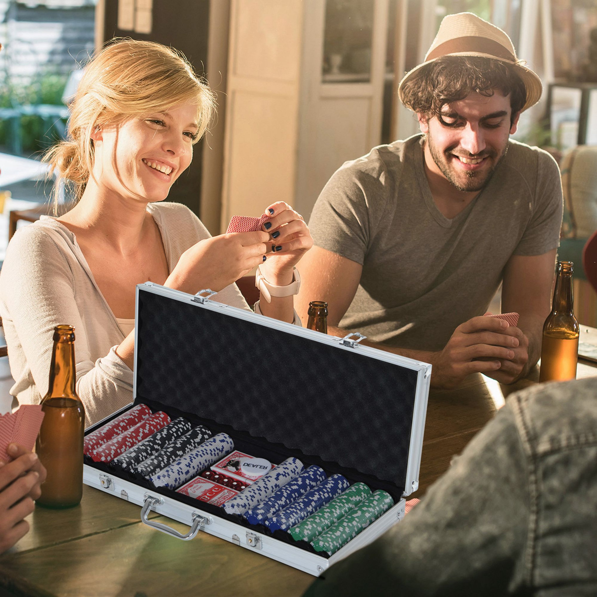 Voir la diapositive 2 : HOMCOM Mallette professionnelle de Poker 500 jetons 2 jeux de cartes 5 dés bouton dealer 2 clés alu