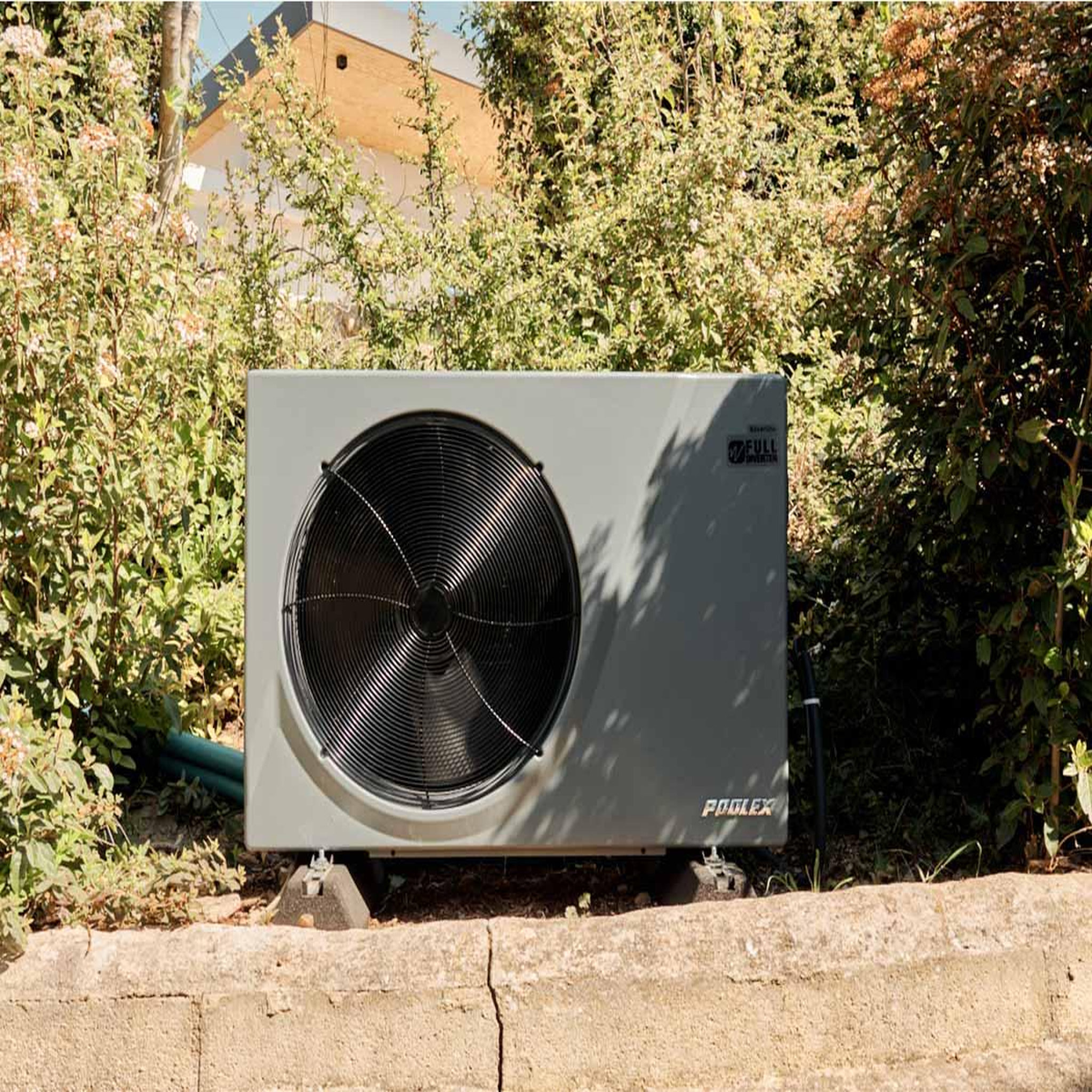 Voir la diapositive 6 : Poolex Pompe à chaleur 7,10 kw silverline full inverter wifi 70 - poolex
