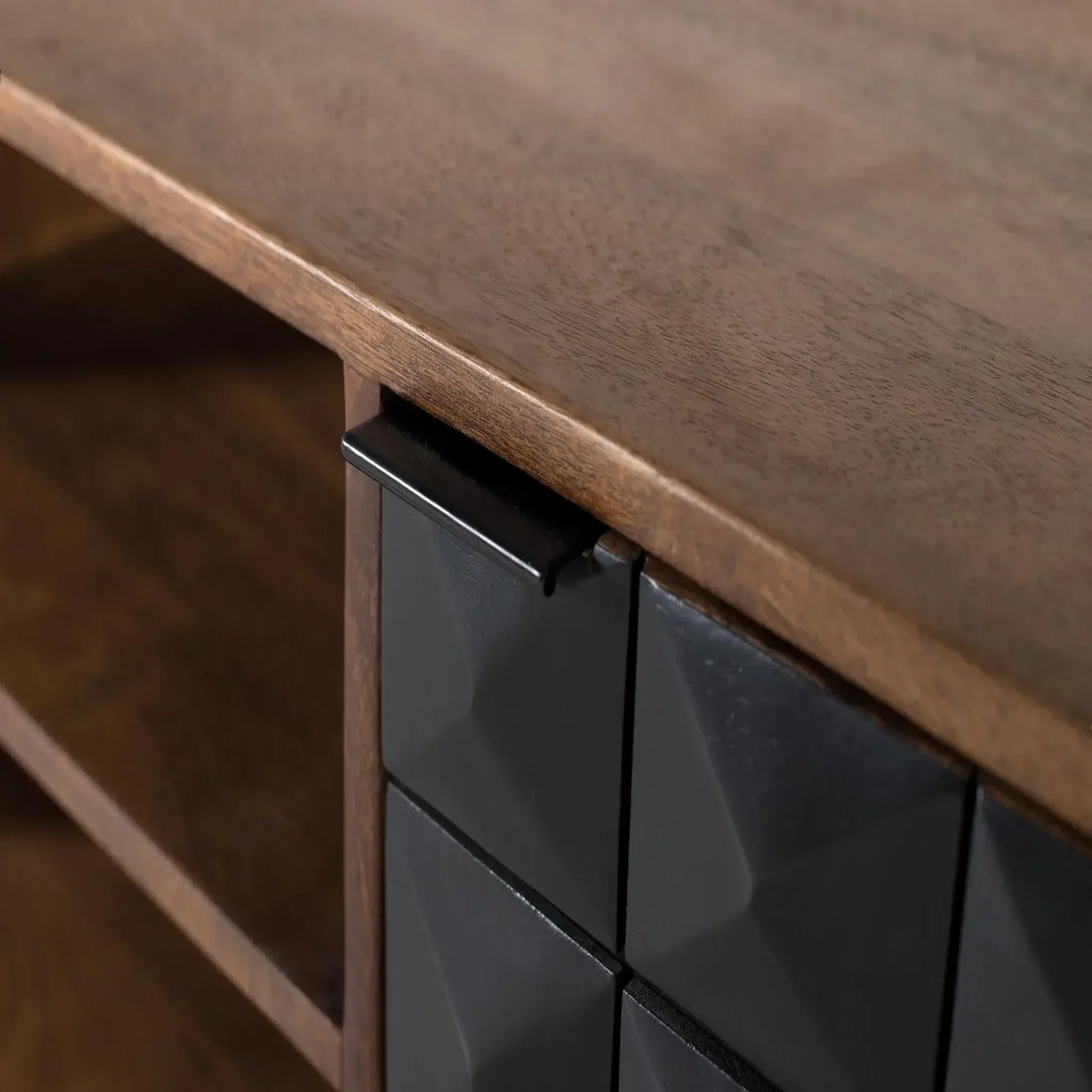 Voir la diapositive 4 : GINER Y COLOMER SL Meuble tv en bois de manguier 150 cm style contemporain
