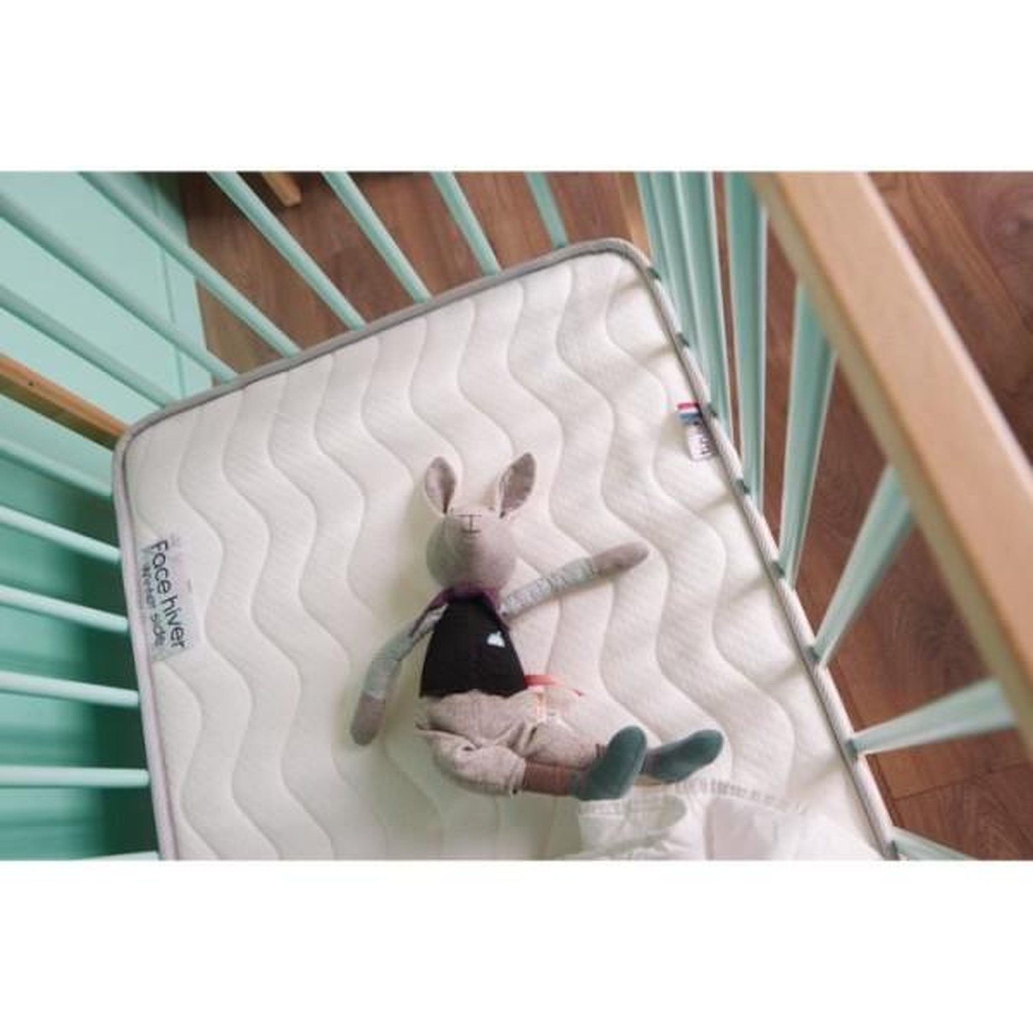 Voir la diapositive 6 : TINEO Matelas Climatisé TINEO 60x120x10cm - Matelas Bébé - Climatisé - 1 Face Été - 1 Face Hiver - Sans Traitement - Fabriqué E