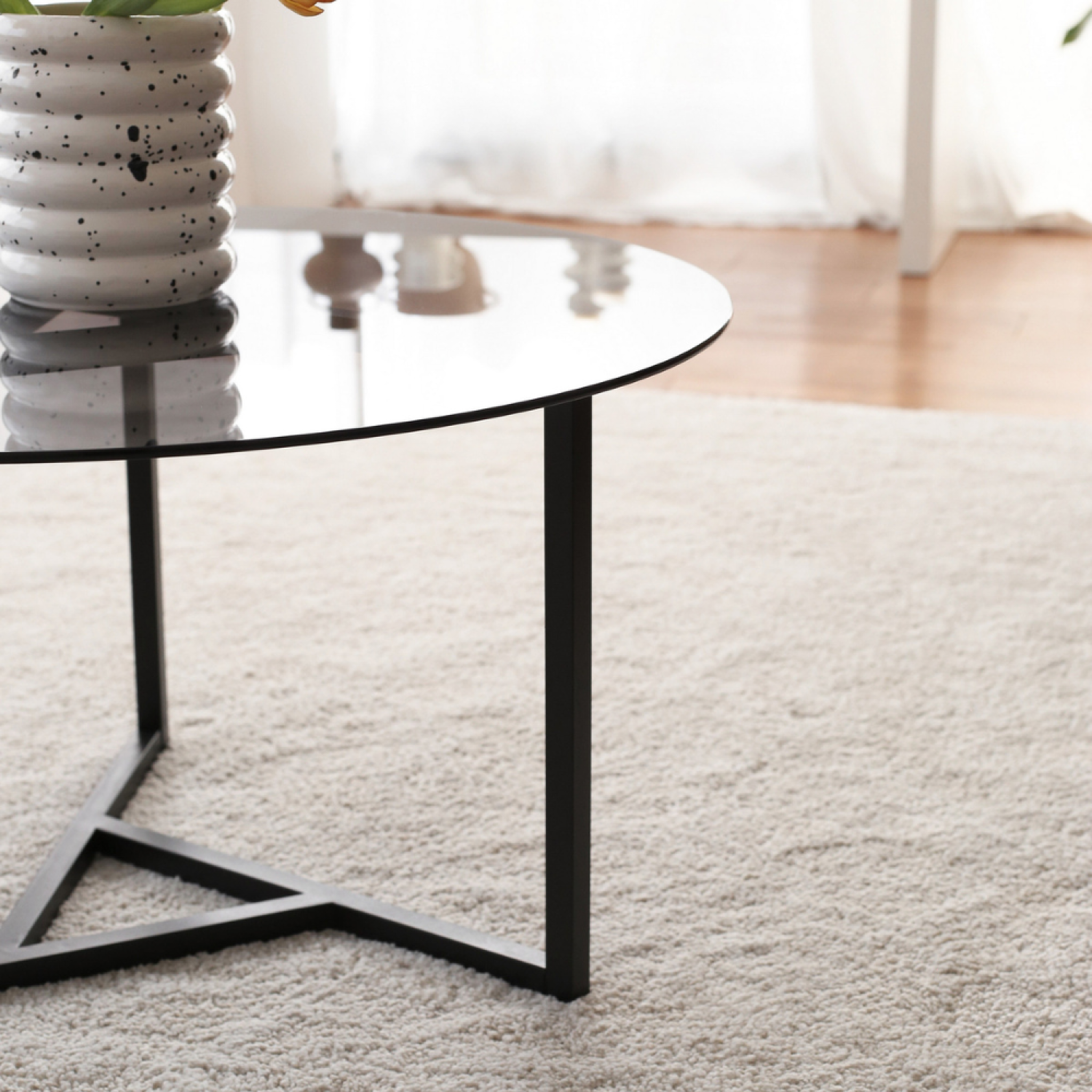 Voir la diapositive 3 : CONCEPT USINE Table basse plateau en verre trempé mia