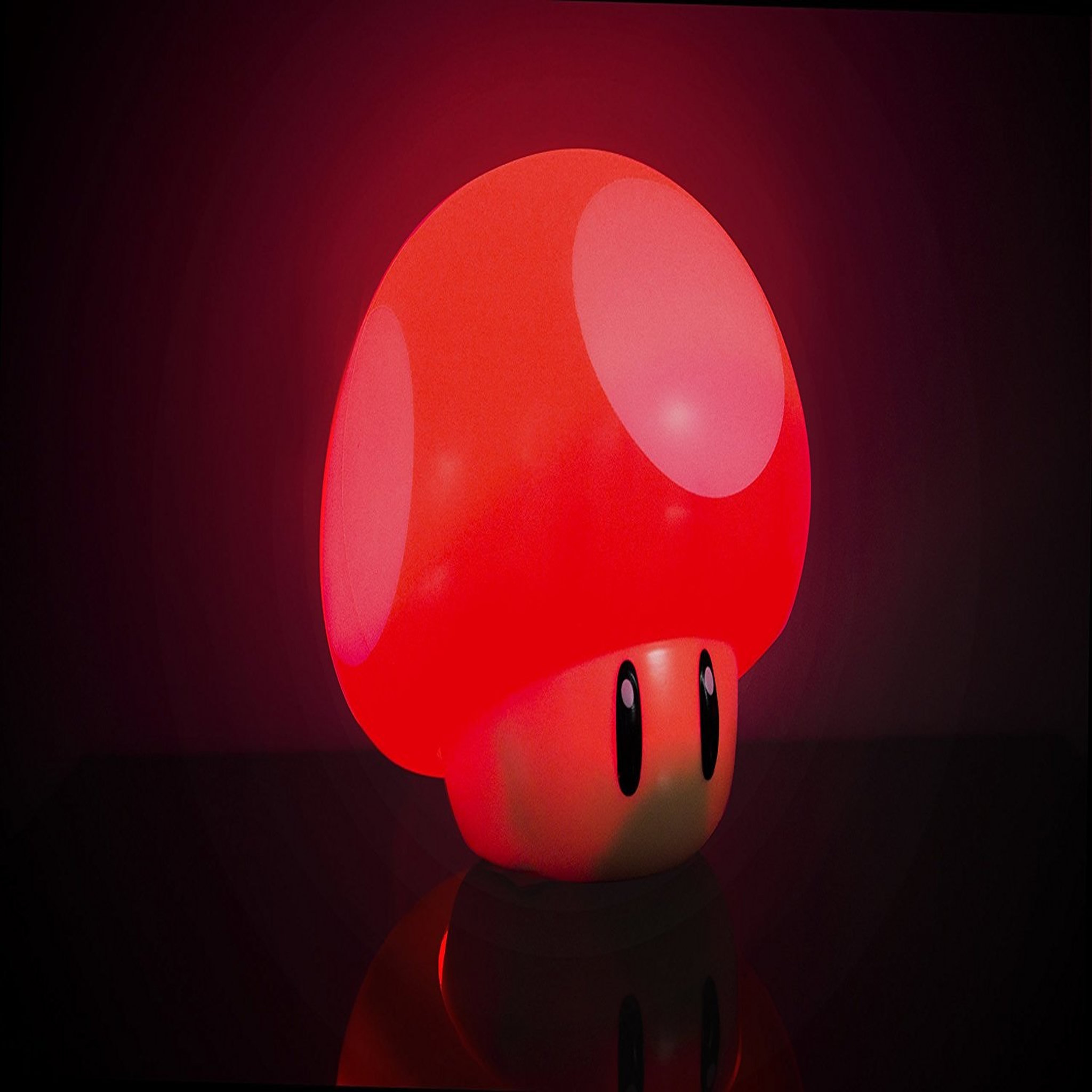 Voir la diapositive 3 : Lampe Champignon Nintendo