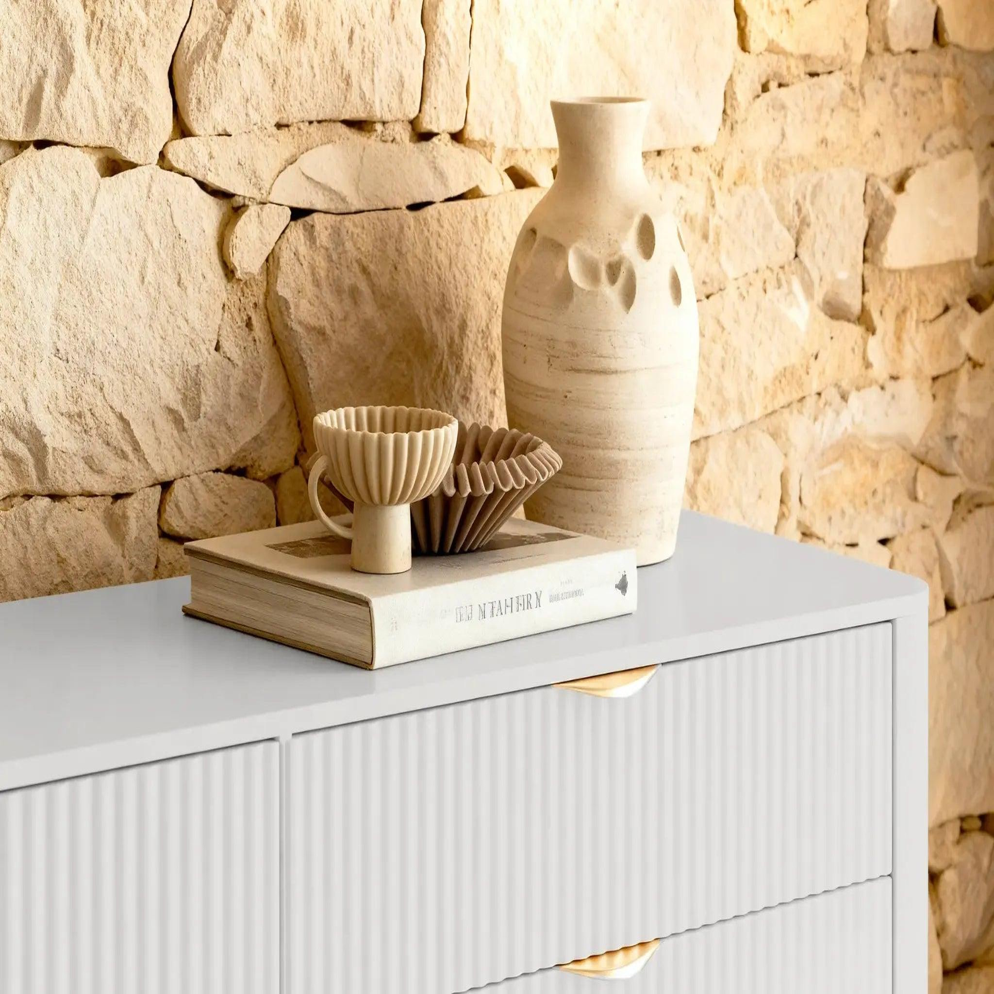 Voir la diapositive 4 : CASANOVA PARIS Joudy - buffet 163cmeffet rainuré