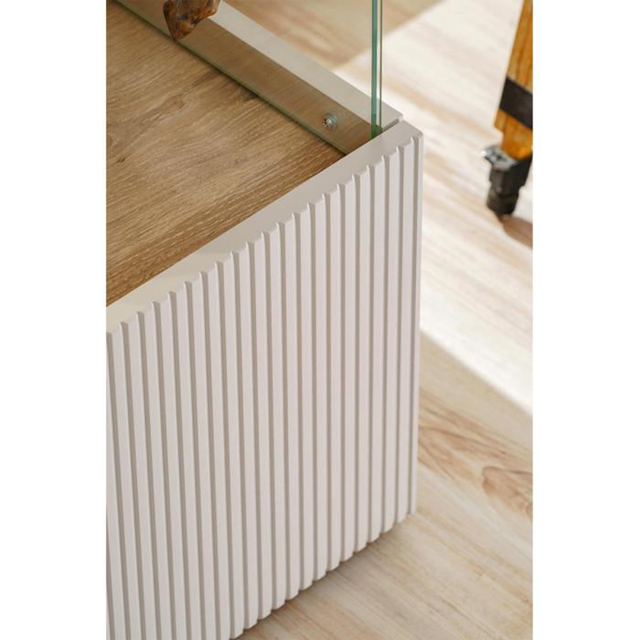 Voir la diapositive 6 : Paris Prix Buffet Rainuré  Catalina  160cm Naturel