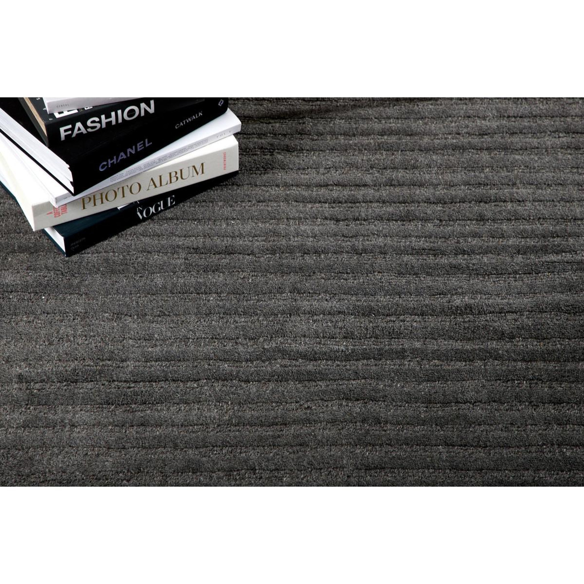 Voir la diapositive 4 : Paris Prix Tapis déco en laine  milton  202x300cm gris foncé