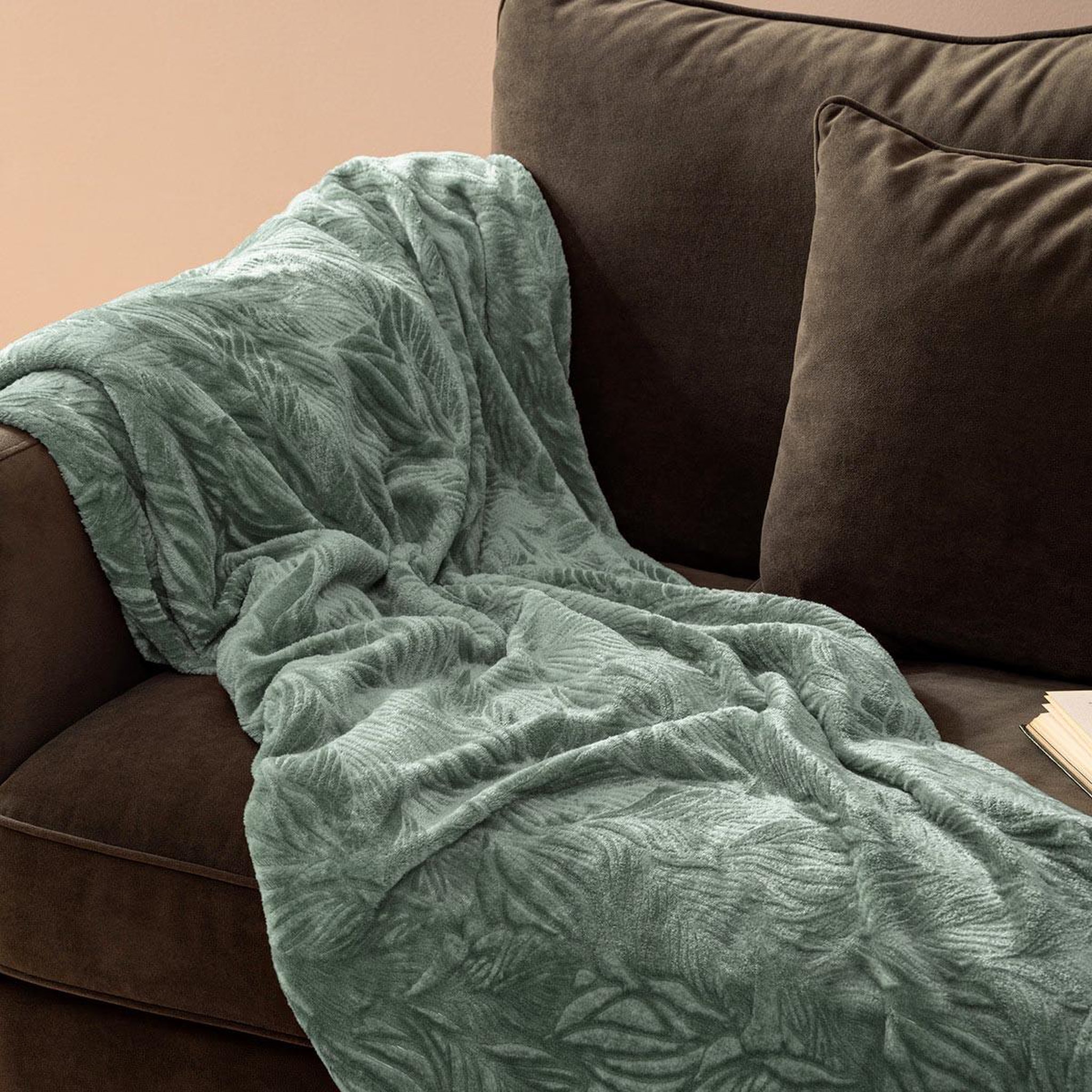 Voir la diapositive 3 : ATMOSPHERA Plaid déco flanelle  ryo  180x230cm bleu givre