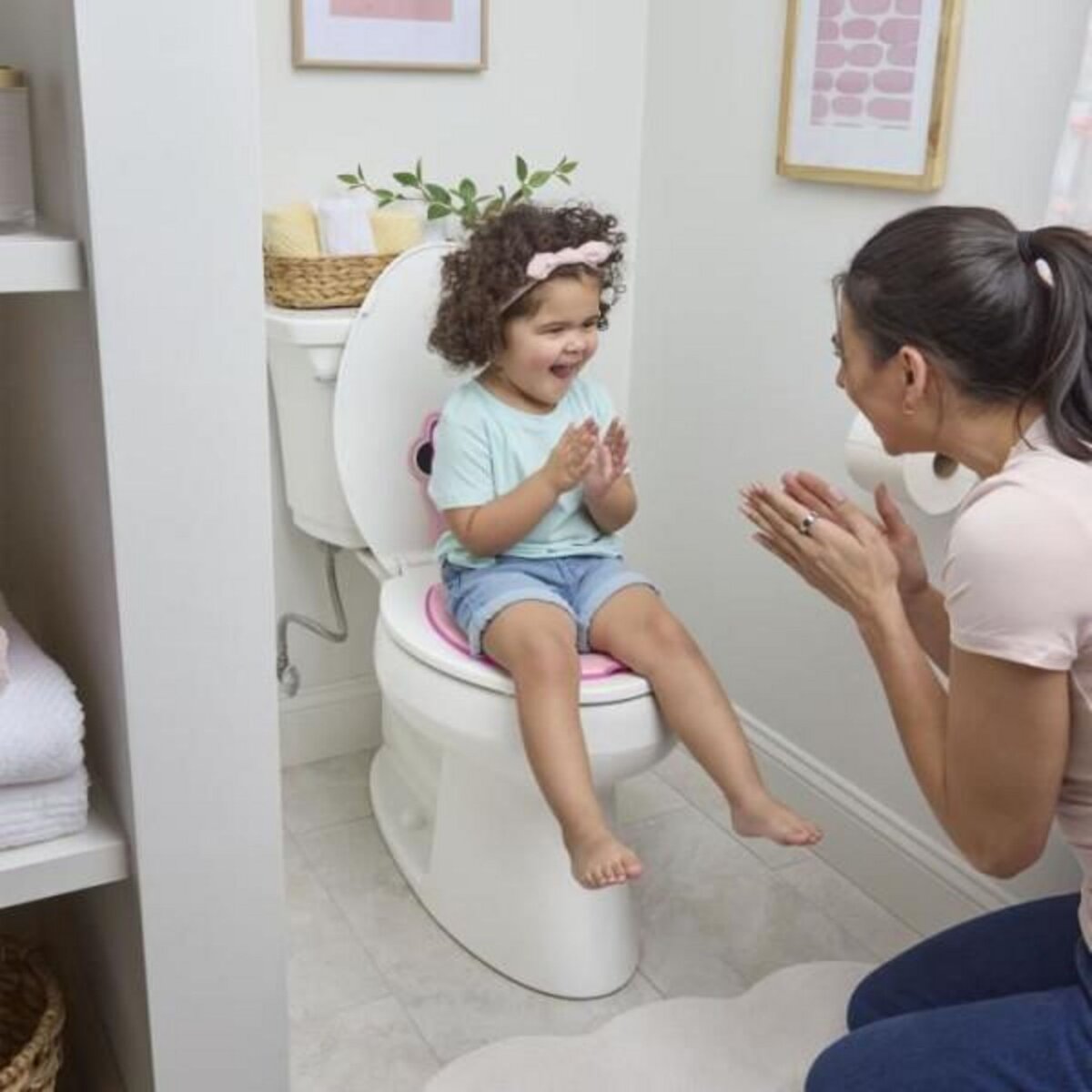 DISNEY BABY DISNEY BABY- MINNIE- Réducteur de lunette de toilette enfant universel adhésif?, innovant, Installation rapide, semi-permanent