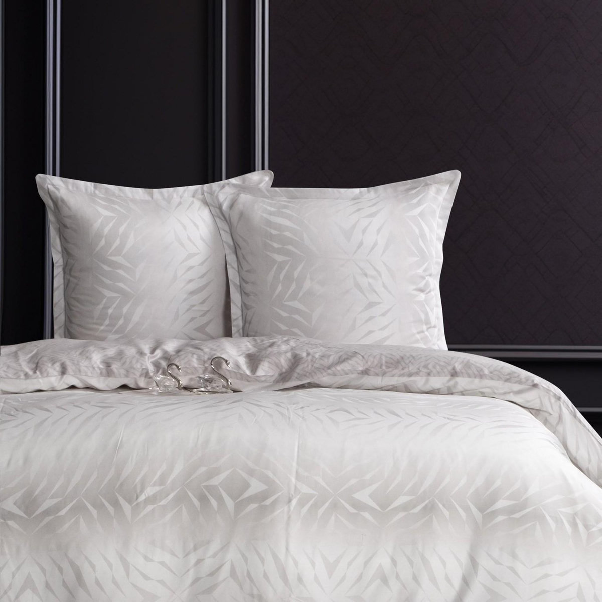 Home collection Parure Housse de couette 3 pcs 240x220 cm 100% satin de coton 82 fils imprimé. Duff