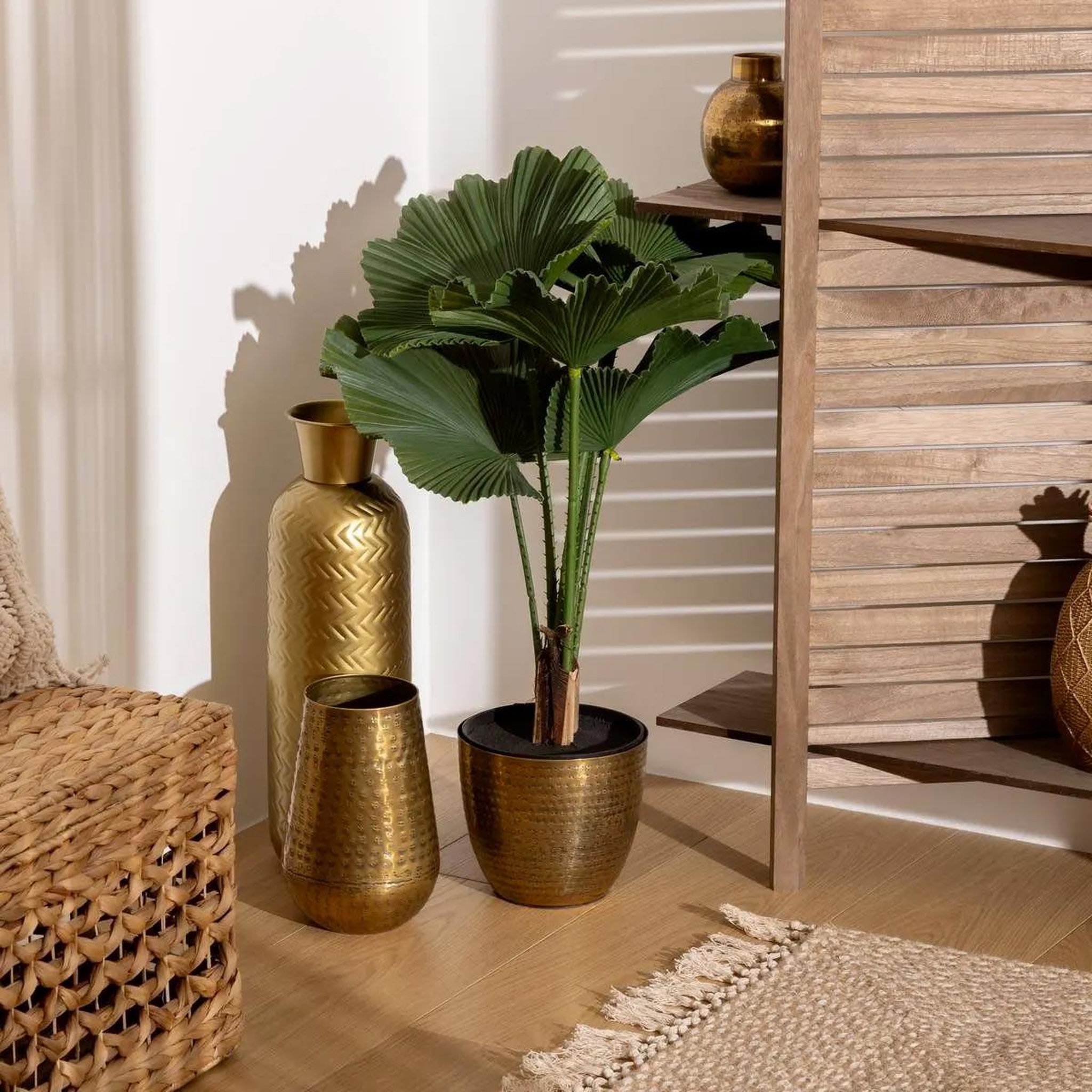 Voir la diapositive 2 : ATMOSPHERA Pot de Fleurs Déco en Métal  Oasis  18cm Or