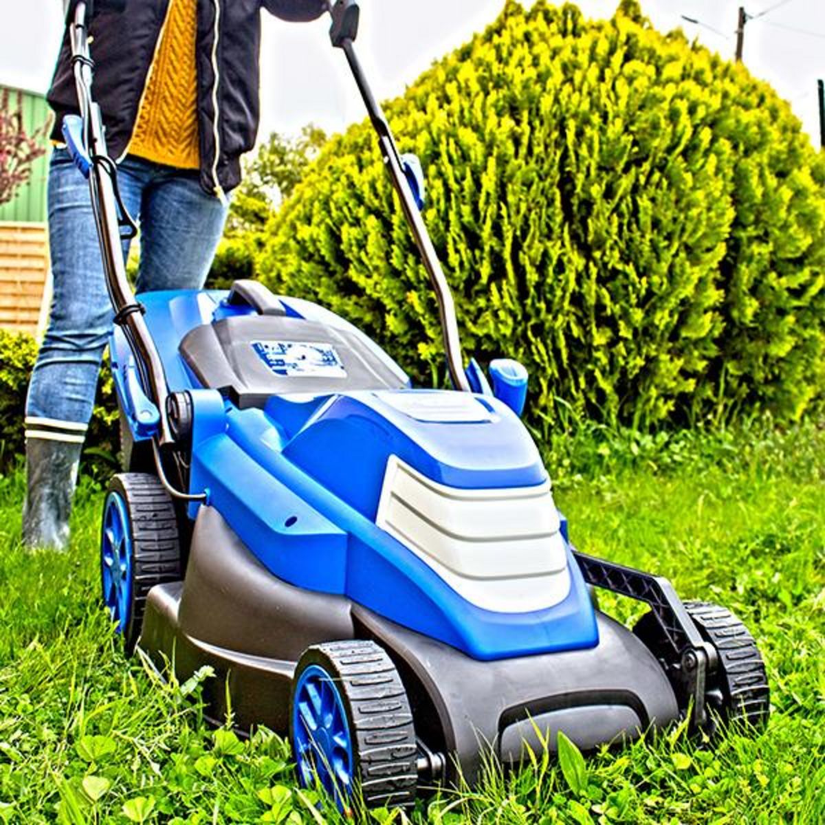 HYUNDAI Tondeuse électrique 1800 W 42 cm 45L
