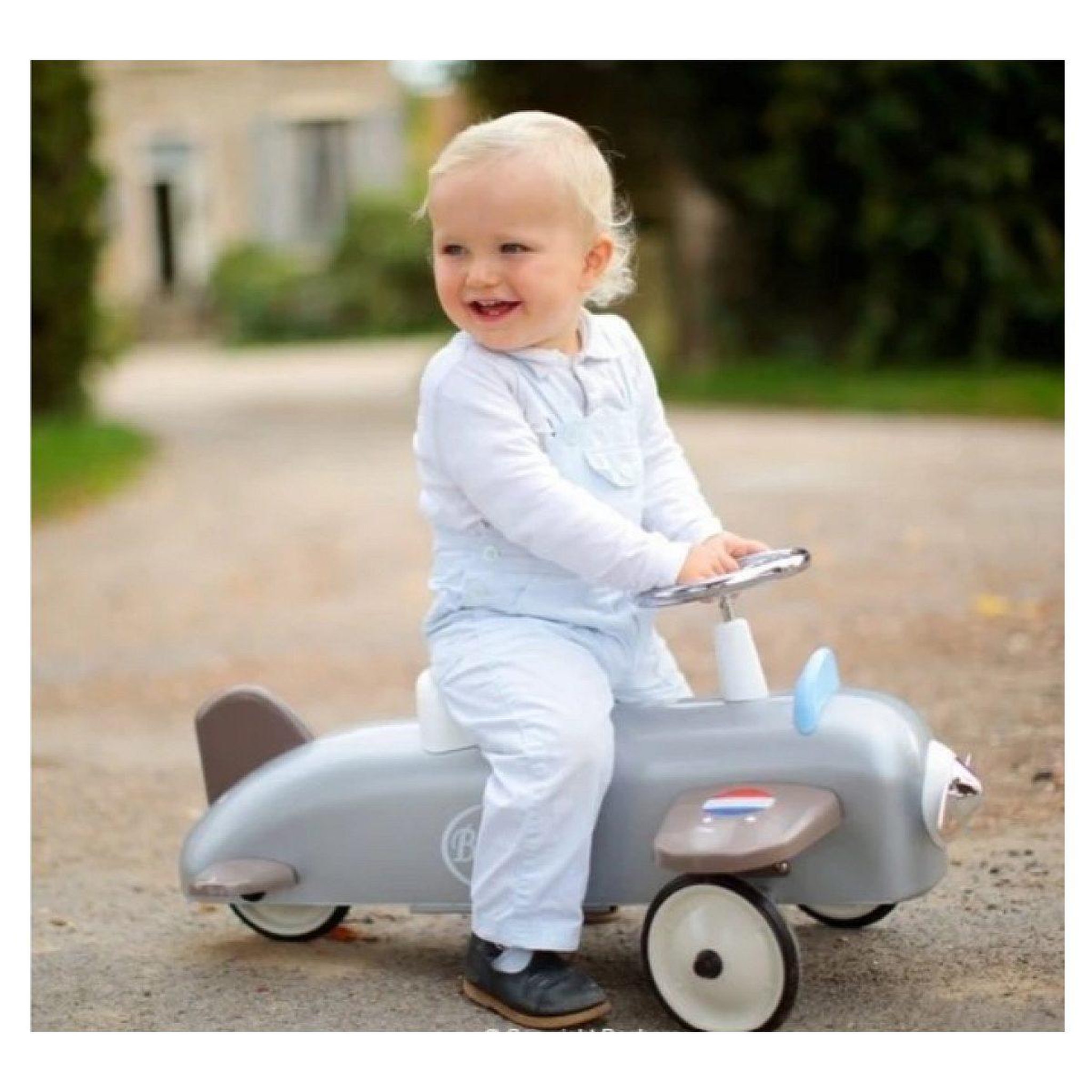 Voir la diapositive 3 : Baghera Vehicule pour enfant speedster avion