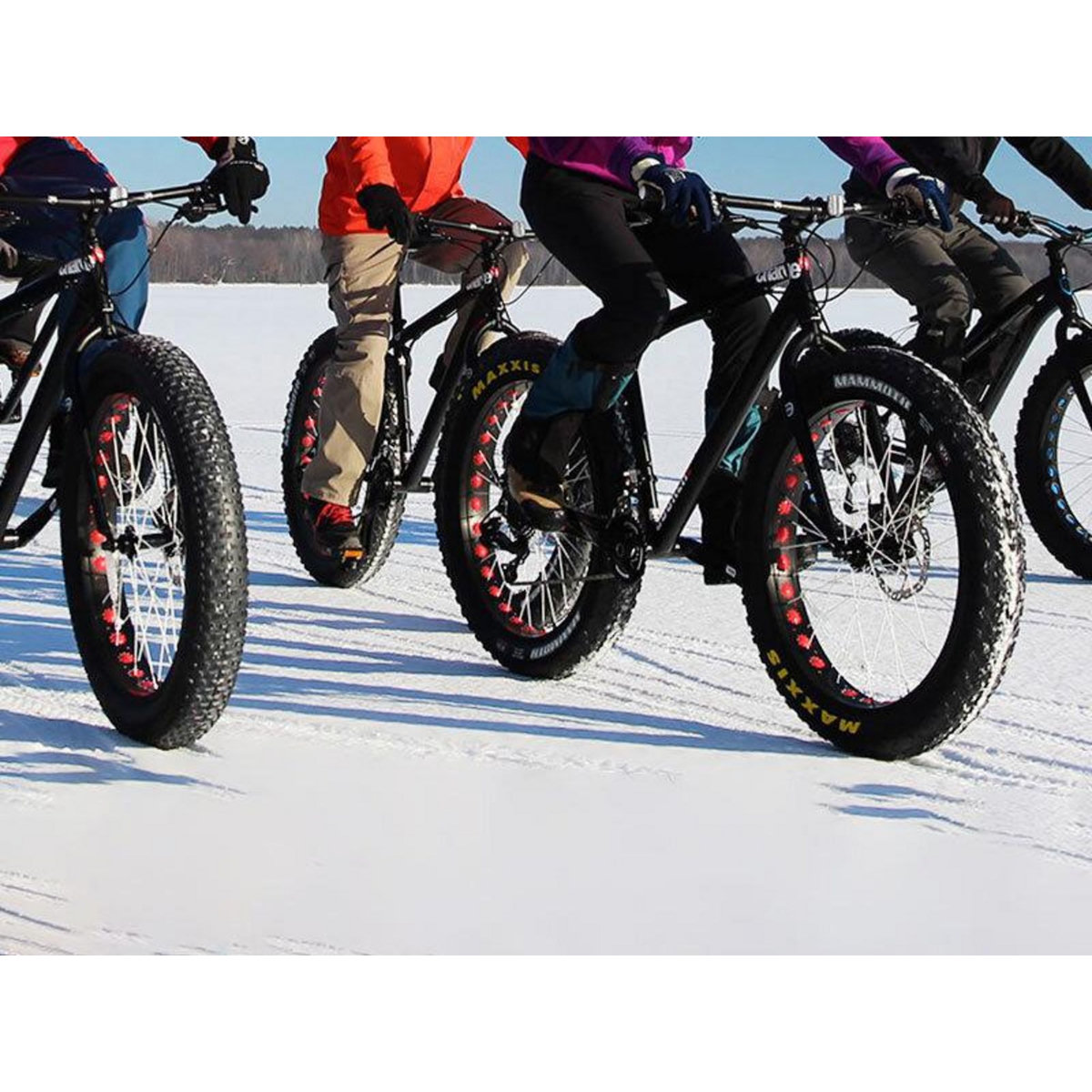 Smartbox Journée sensations pour deux à Tours : canoë et fatbike - Coffret Cadeau Sport & Aventure