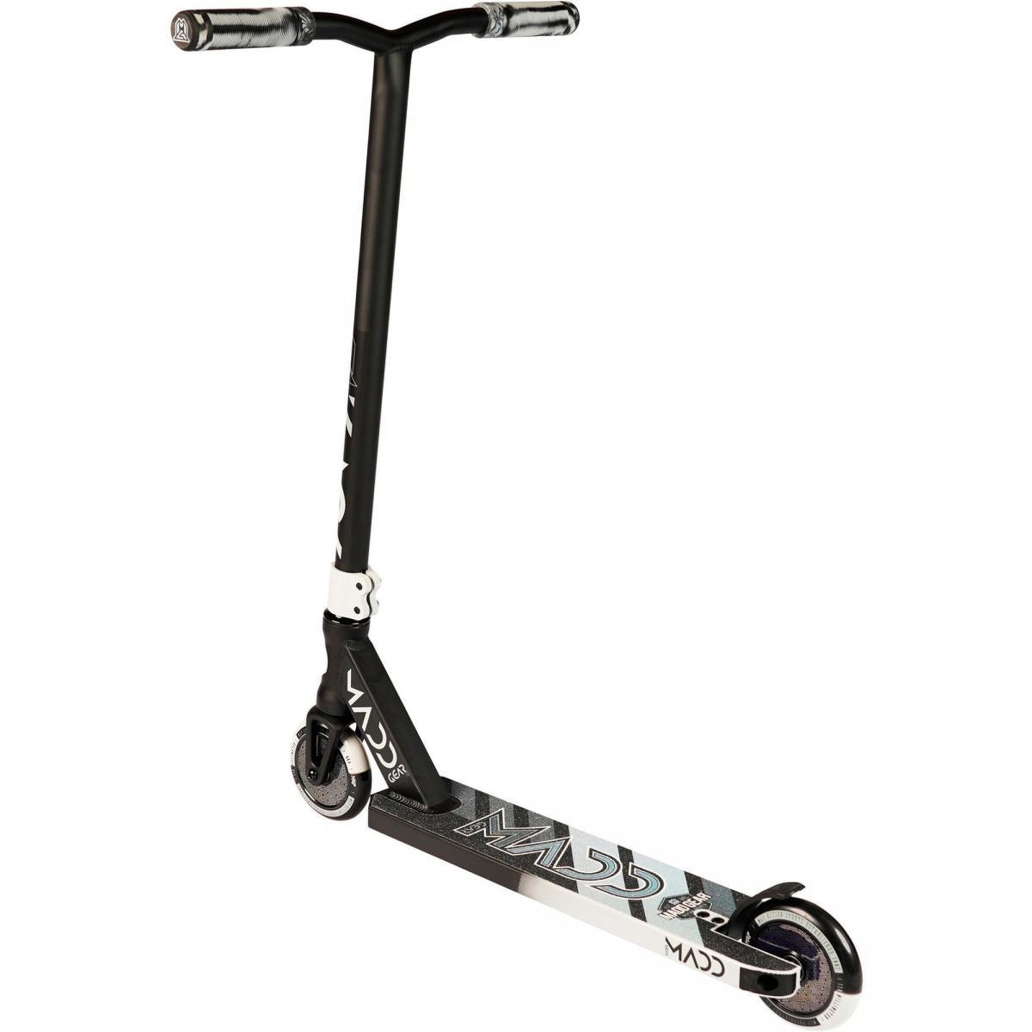 Voir la diapositive 3 : Madd Scooter Trottinette Madd kick pro noir argent