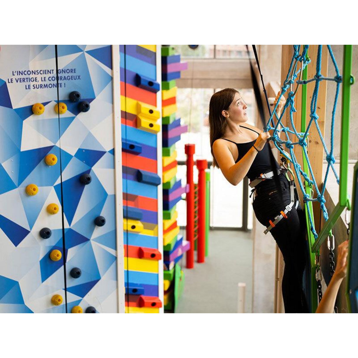 Smartbox Session d'escalade en salle : 2h pour 2 personnes à Nanterre - Coffret Cadeau Sport & Aventure