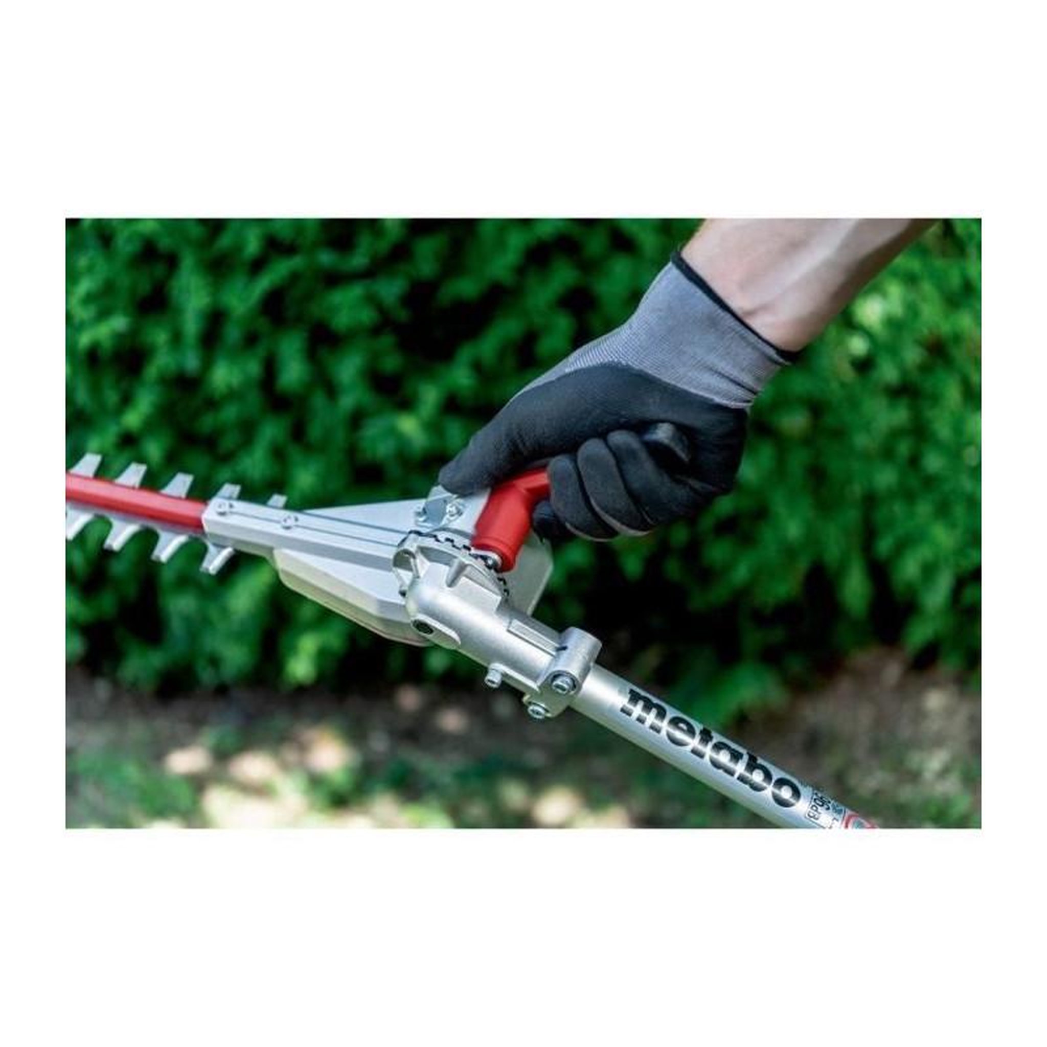 Voir la diapositive 3 : METABO Fourreau de protection pour taille-haie - METABO - MA-HS 50 - 18 V - Coupe haute précision - Fixation rapide