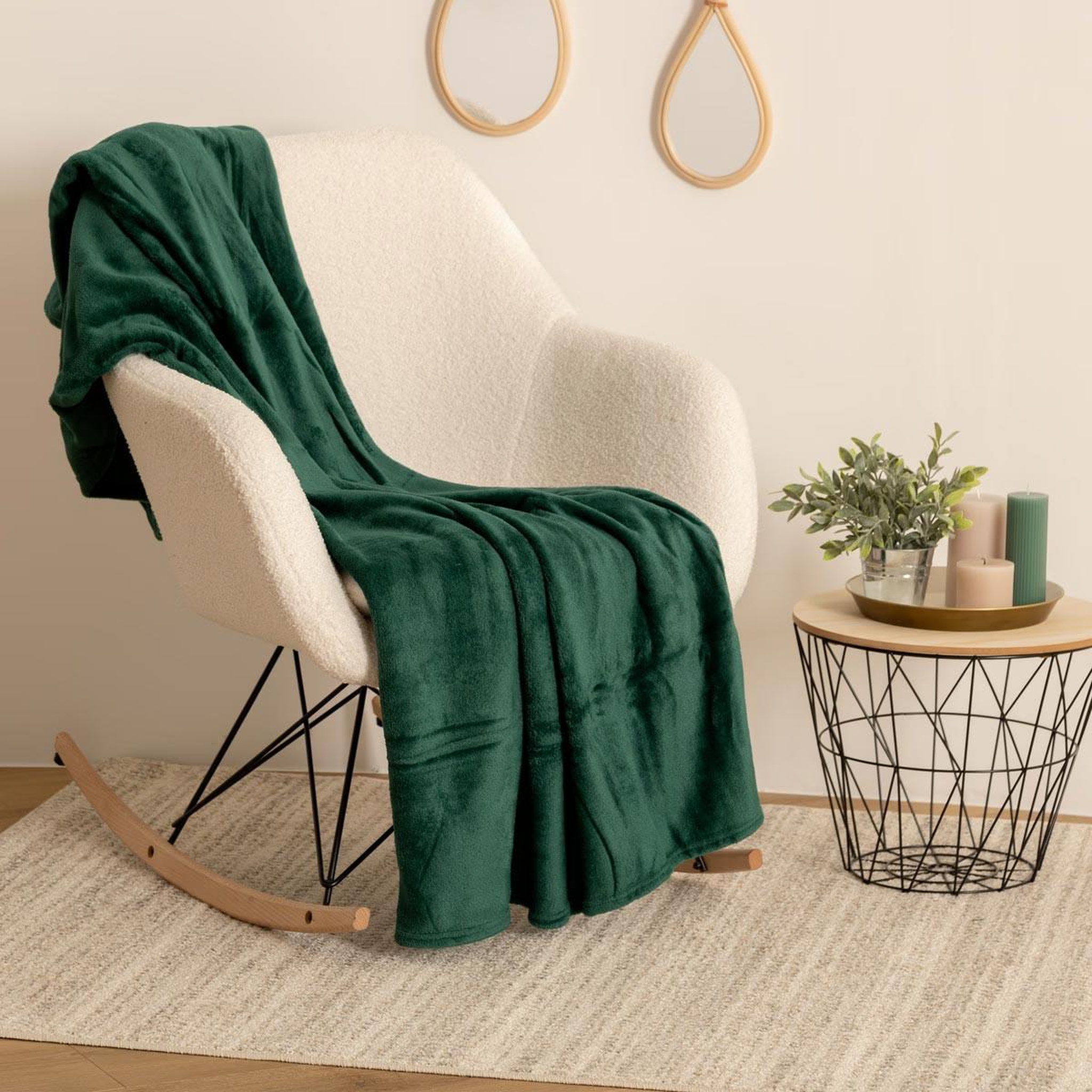 Voir la diapositive 3 : ATMOSPHERA Plaid doux uni  flanel  125x150cm vert