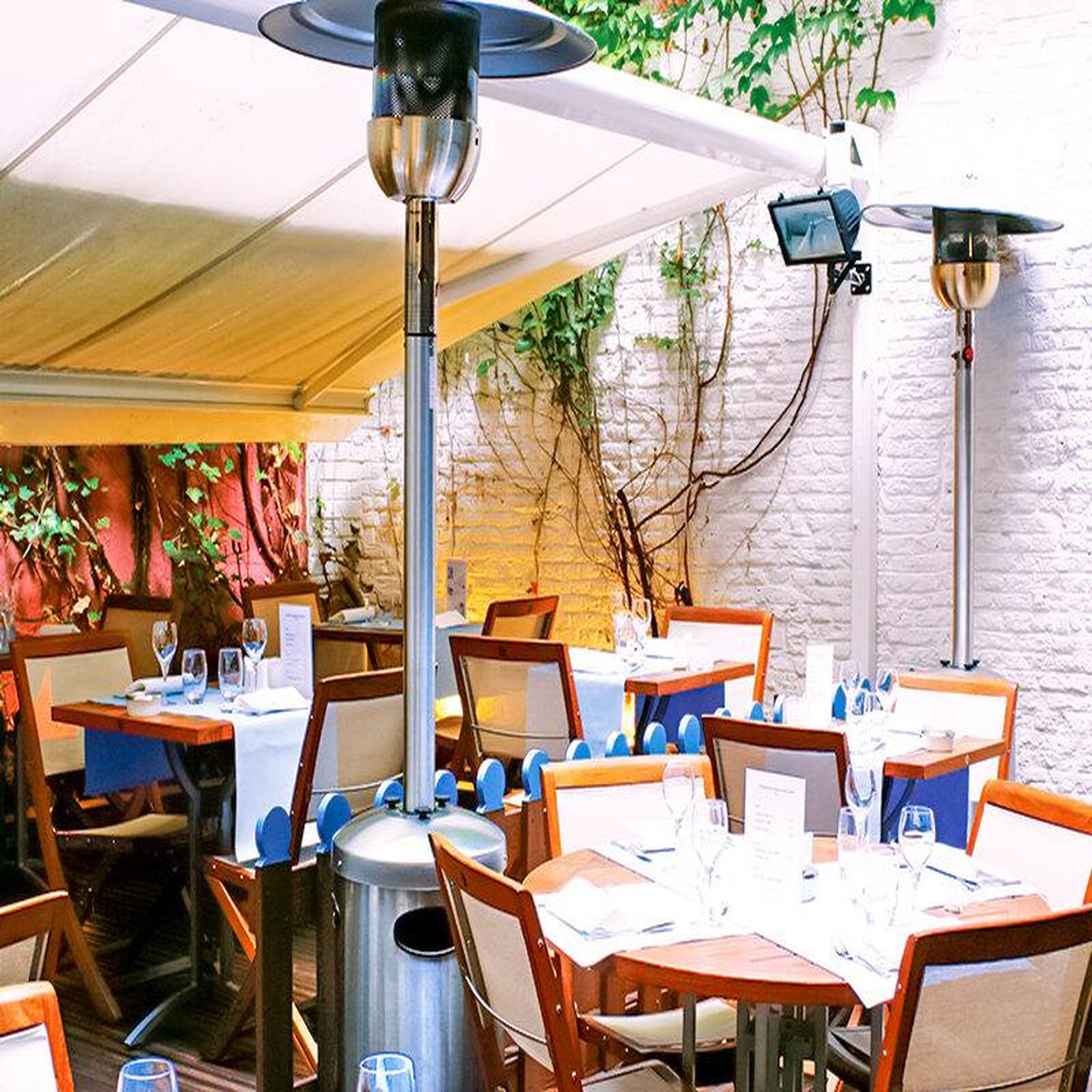 Voir la diapositive 2 : Smartbox Dîner menu 3 plats pour 2 personnes au laksøn à lille - coffret cadeau gastronomie
