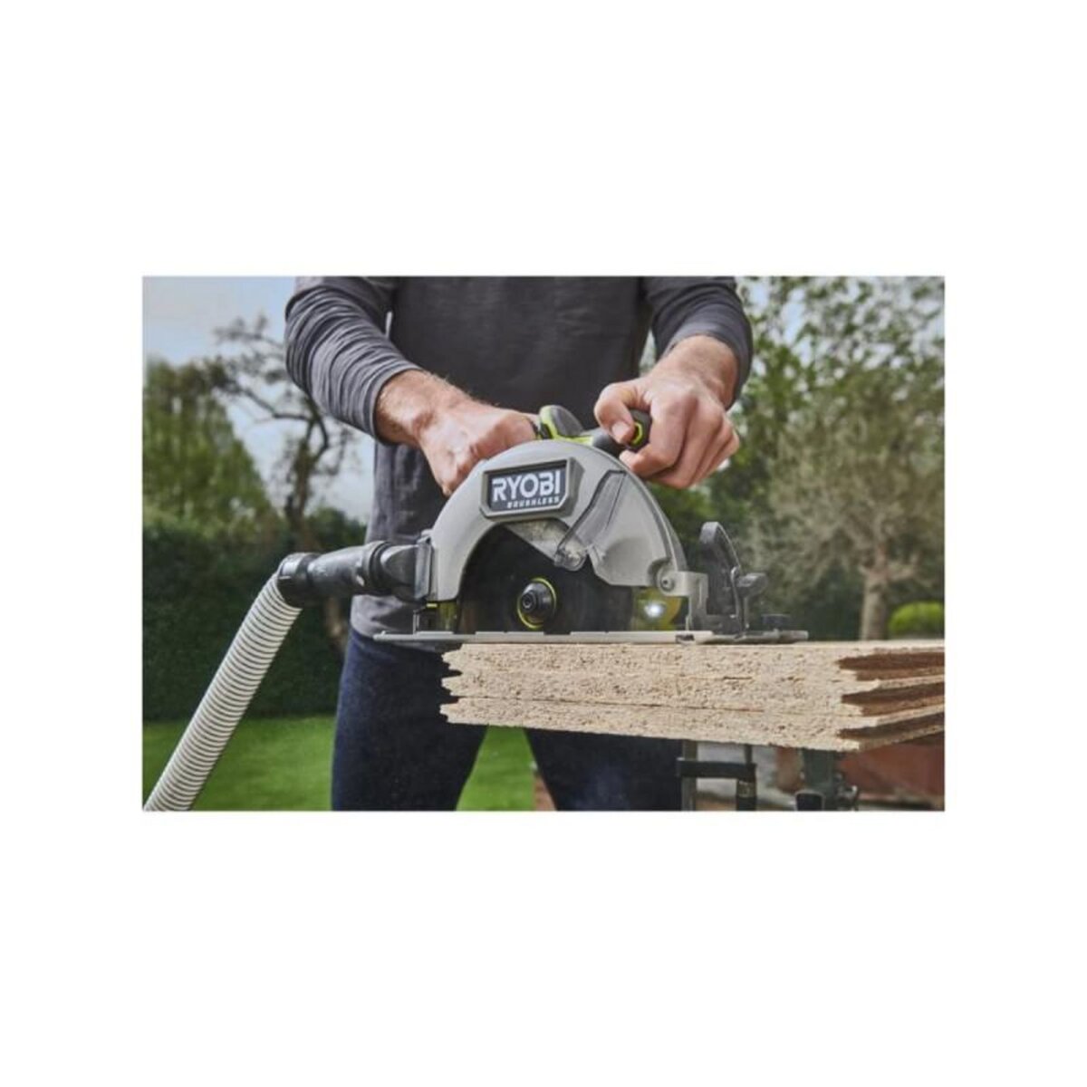 Ryobi Scie circulaire Brushless 18V RYOBI - 184 mm - Sans batterie ni chargeur - RCS18BL-0