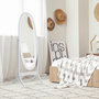 Voir la diapositive 2 : HOMCOM Miroir à pied ovale style shabby chic inclinaison réglable dim. 47L x 45l x 154H cm MDF blanc