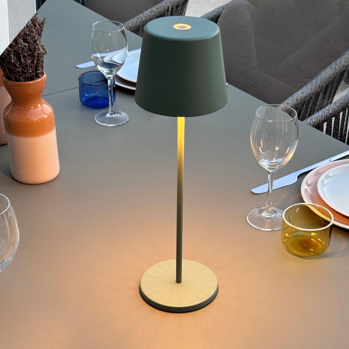 Lumisky Lampe de table sans fil LED KELLY Vert Metal H38CM