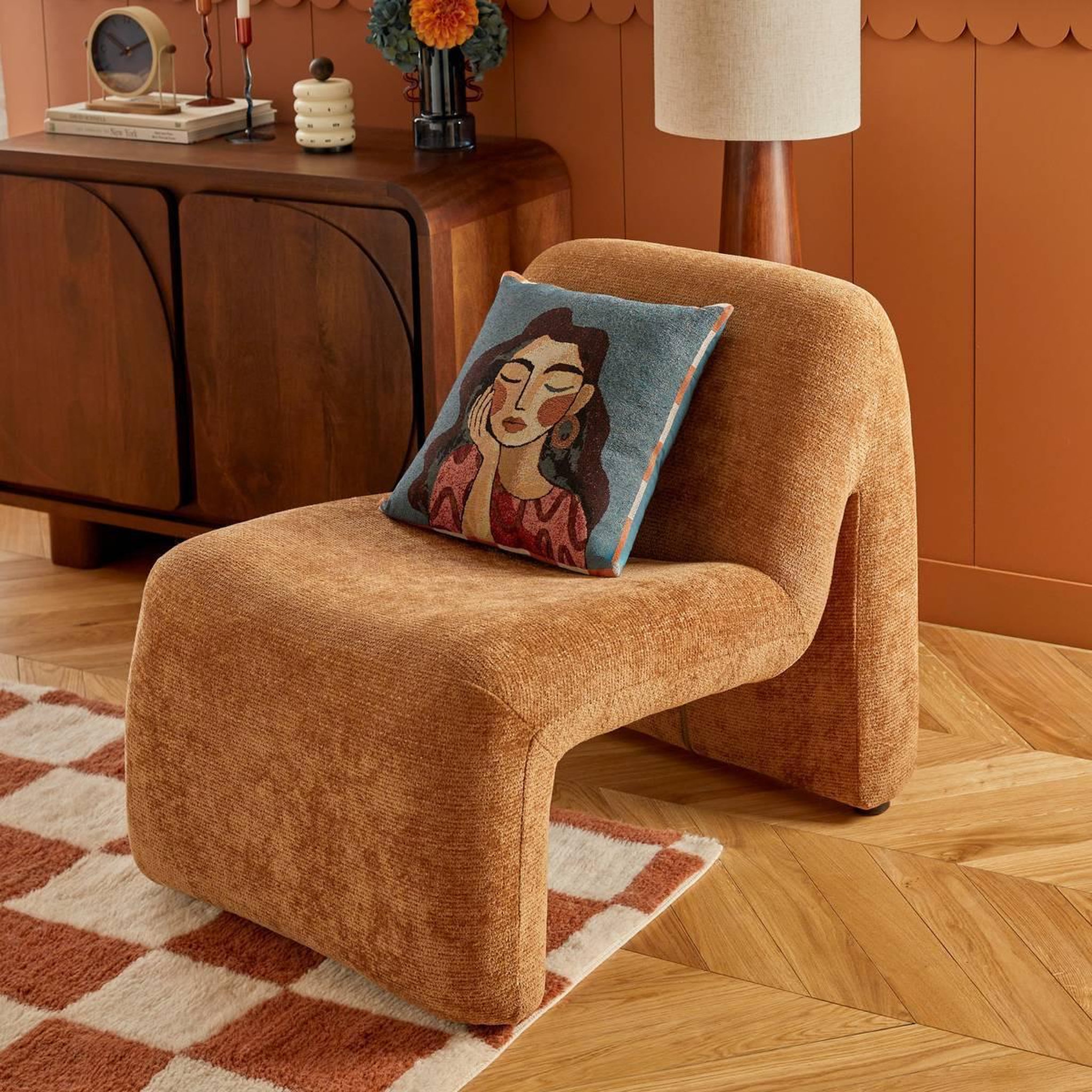 Voir la diapositive 5 : ATMOSPHERA Fauteuil Design Chenille  Astor  84cm Ambre