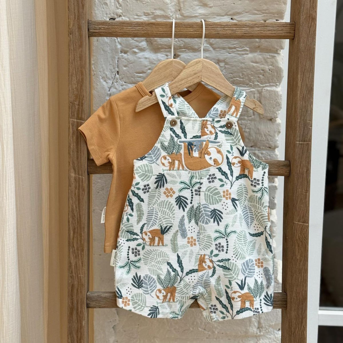 Petit Béguin Ensemble salopette bébé et t-shirt Baroudeur