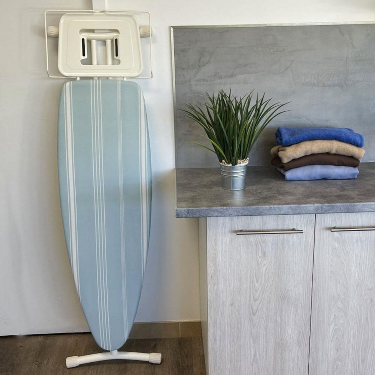 Kitchen move Table à repasser 124x40cm - bat-homie