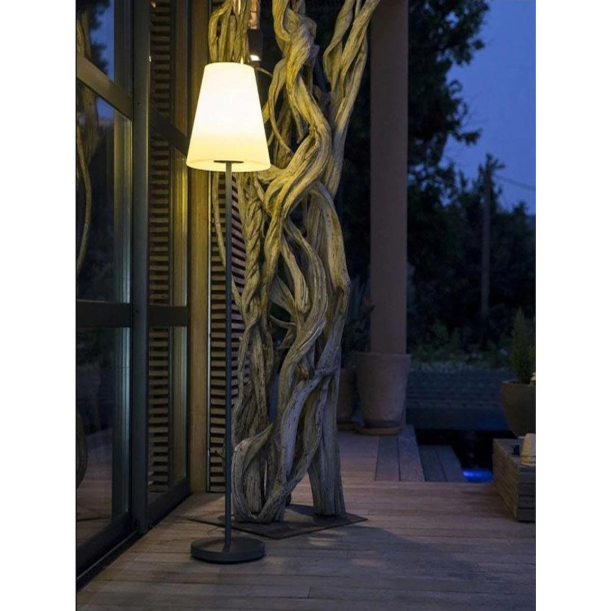 Lumisky Lampadaire lumineux solaire et rechargeable pied métal LED blanc chaud / blanc dimmable STANDY SOLAR H 150 cm