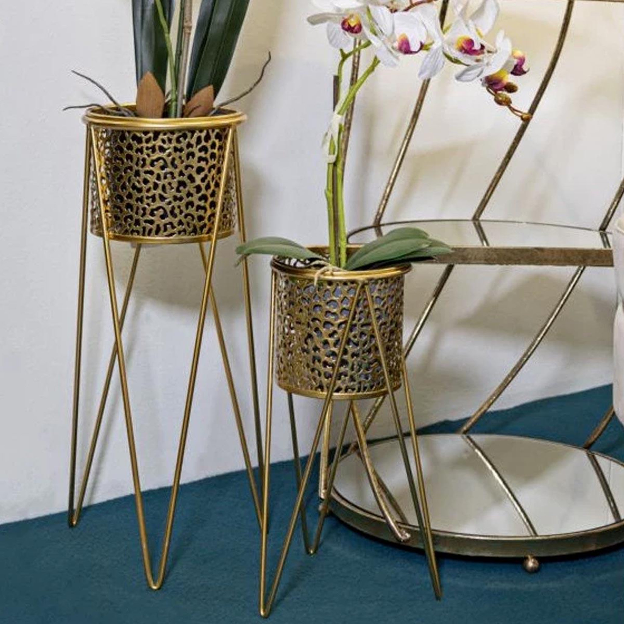 Voir la diapositive 5 : Paris Prix Lot de 2 cache-pots sur pieds  eva  46cm or